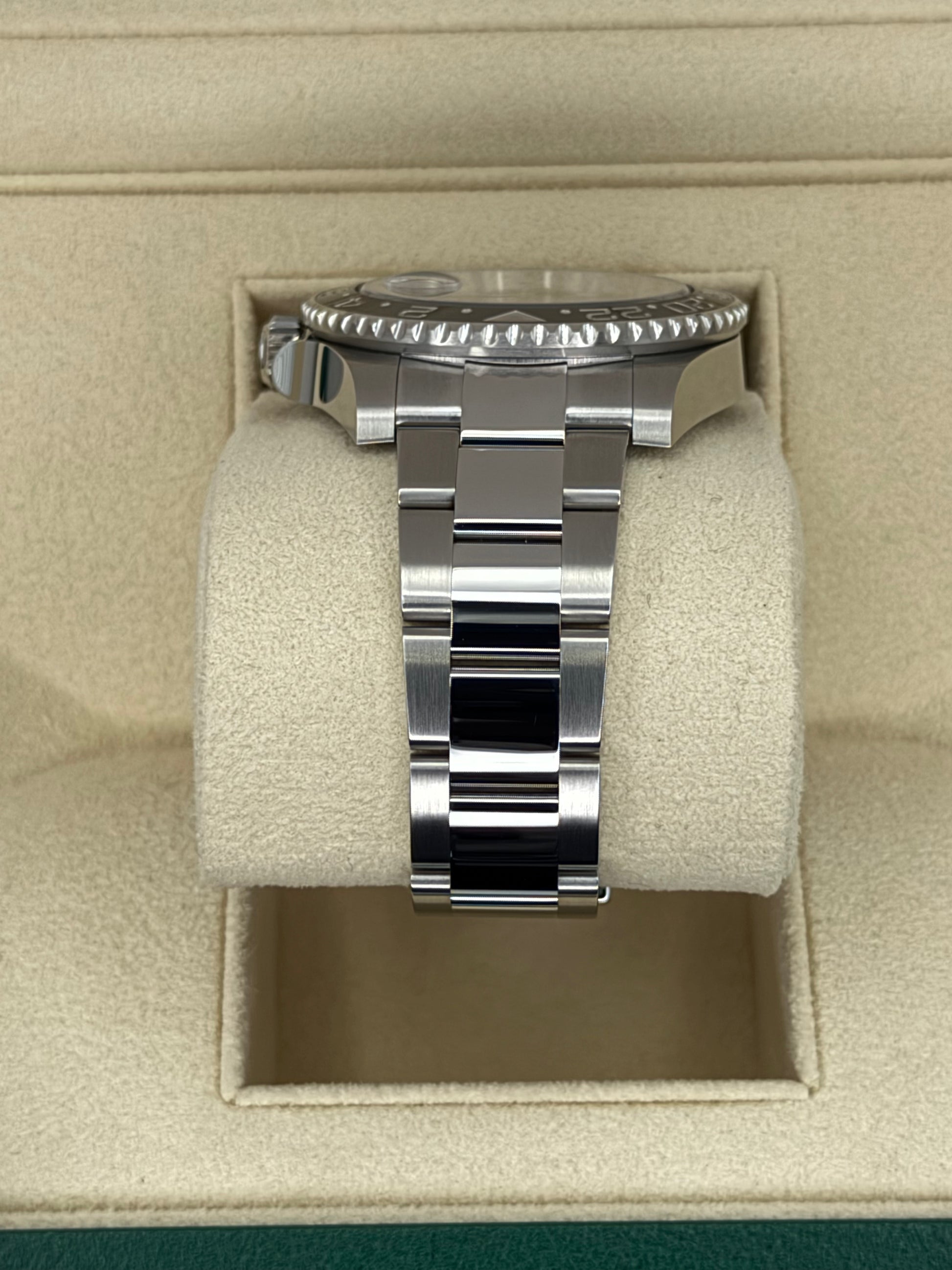 NEW 2024 Rolex GMT-Master II "Bruce Wayne" 40mm 126710GRNR Oyster - MyWatchLLC