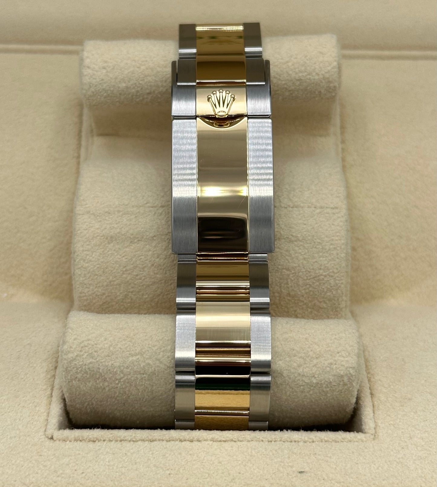 NEW 2023 Daytona 40mm 116503 Two-Tone Black Index Dial - MyWatchLLC