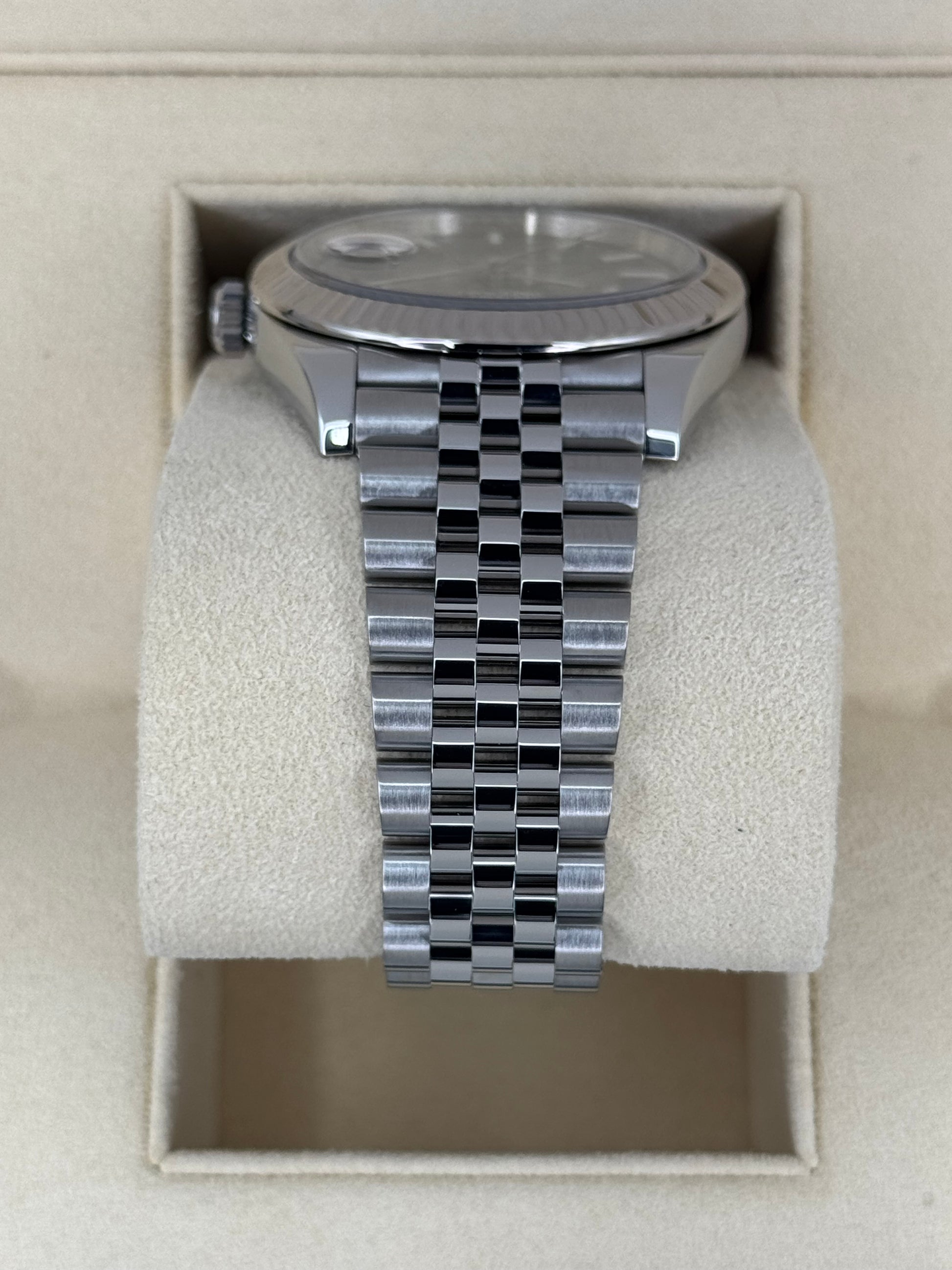 2017 Rolex Datejust 41mm 126334 Stainless Steel Jubilee Rhodium Dial - MyWatchLLC