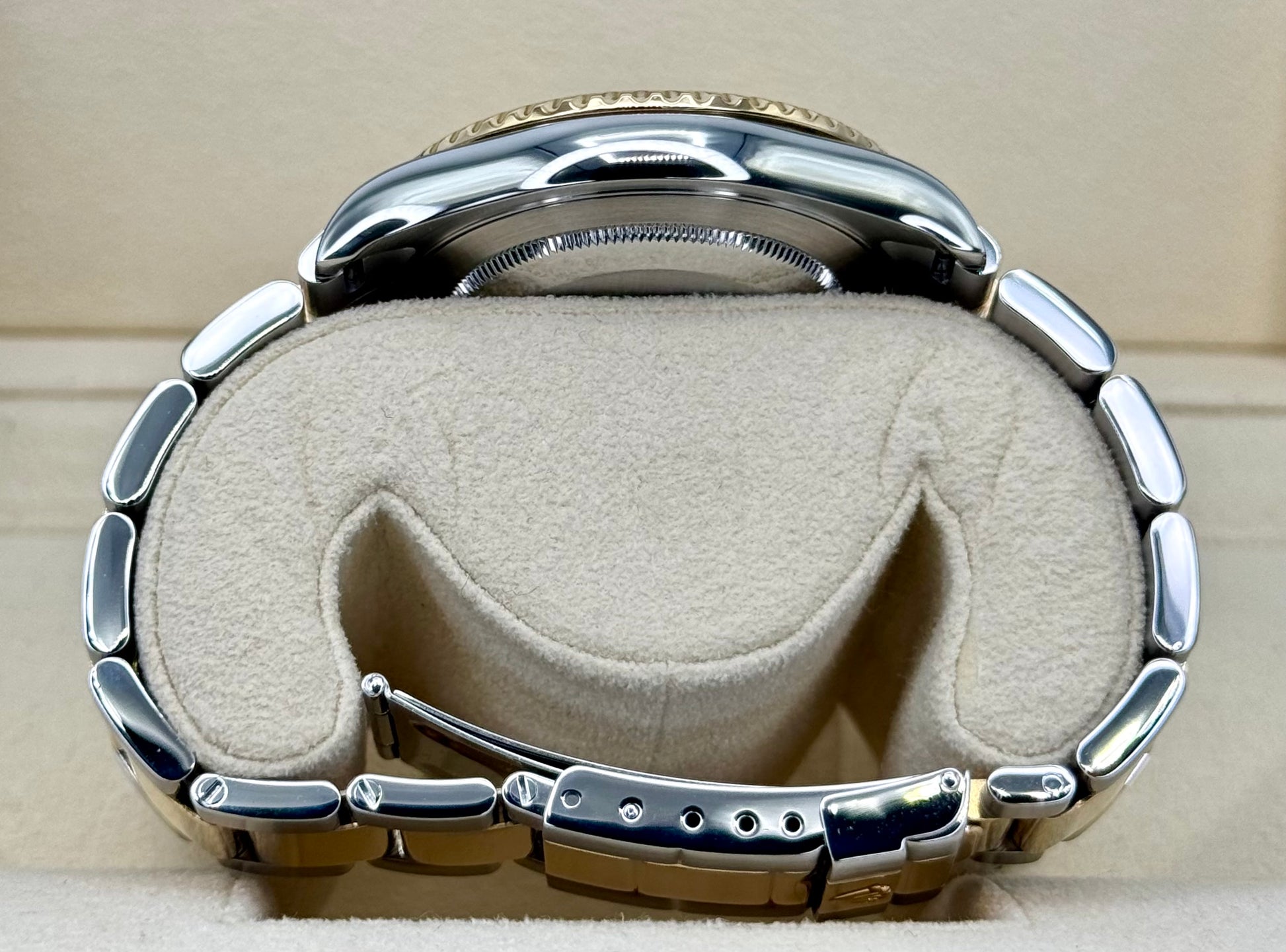 2009 Rolex Yacht-Master 40mm Two-Tone Champagne Dial - MyWatchLLC