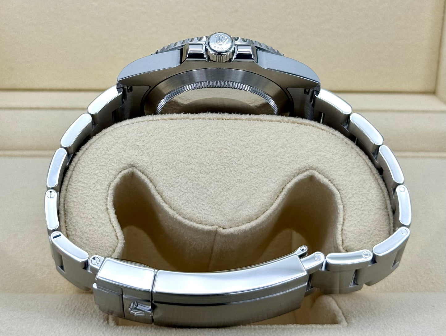 2018 Rolex Submariner “Hulk” 40mm 116610LV Green Dial - MyWatchLLC