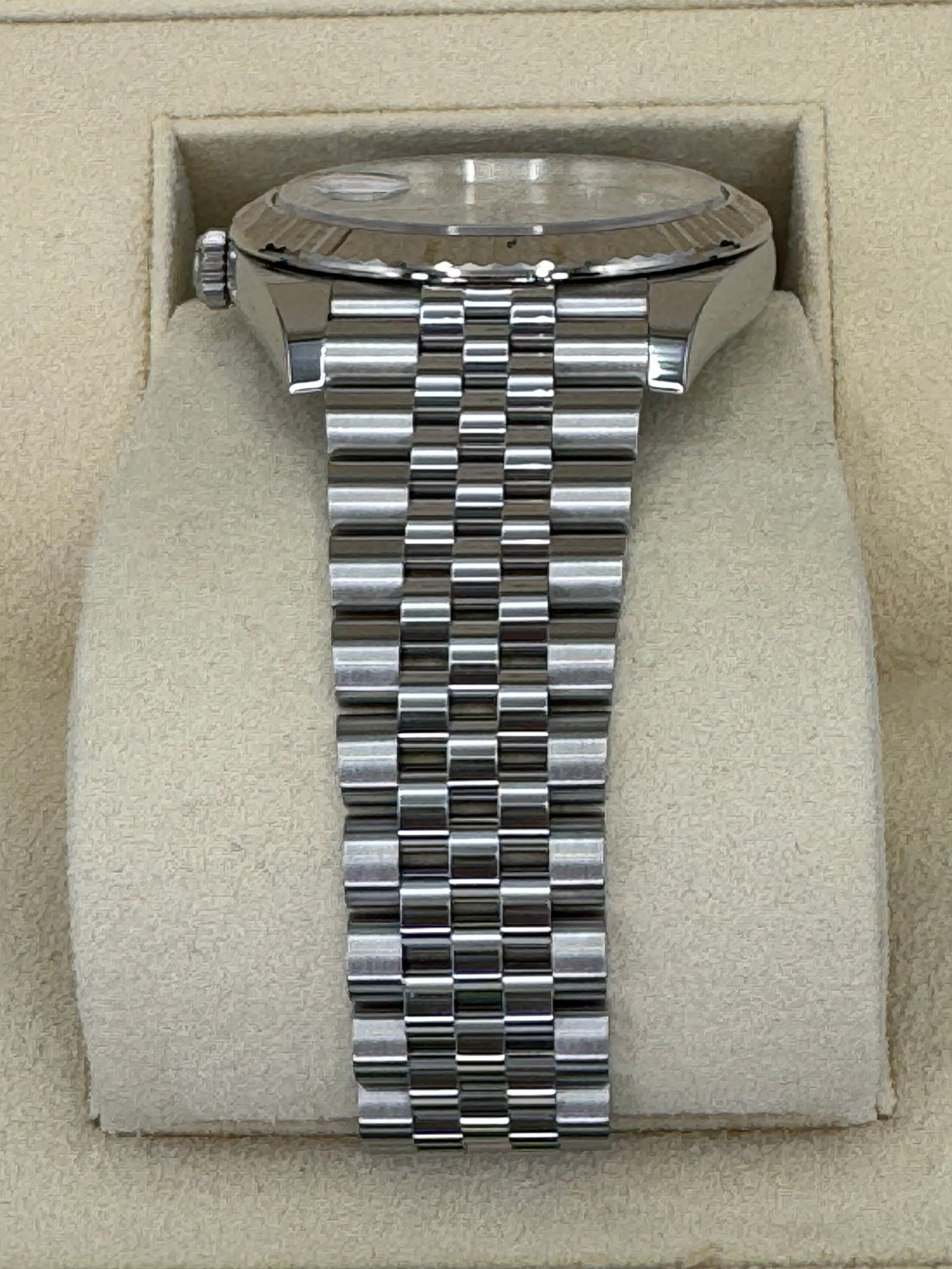 2023 Rolex Datejust 41mm 126334 Steel Jubilee Grey 10 Diamond Dial - MyWatchLLC