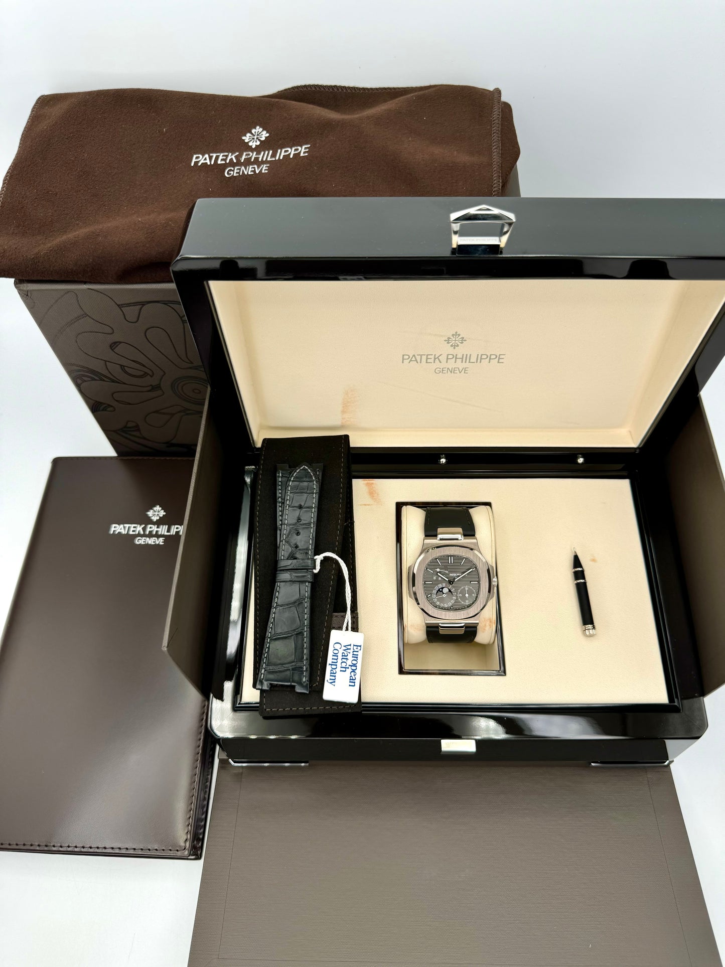 2023 Patek Philippe Nautilus 40mm 5712G White Gold Grey Dial - MyWatchLLC