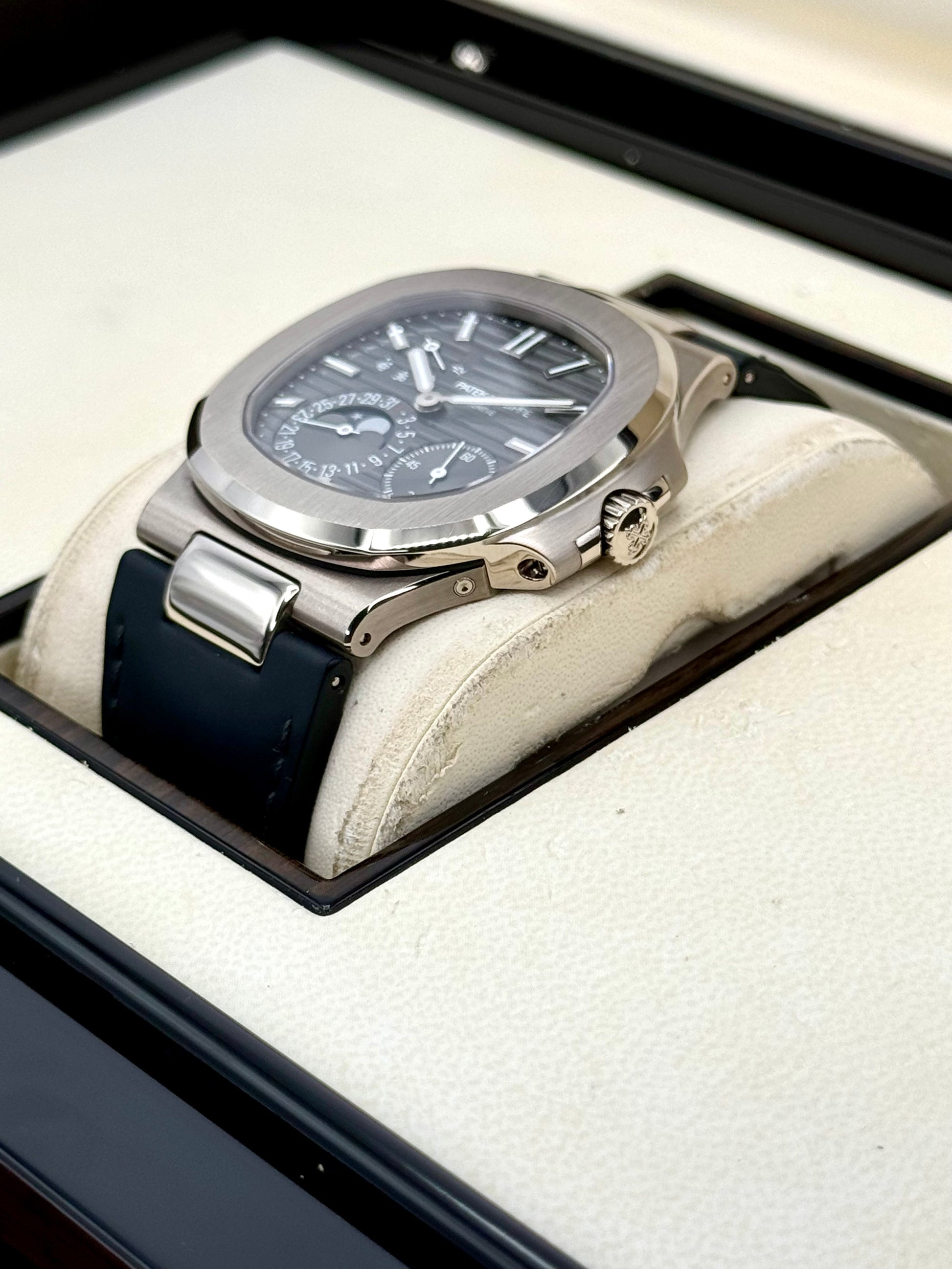 2023 Patek Philippe Nautilus 40mm 5712G White Gold Grey Dial - MyWatchLLC