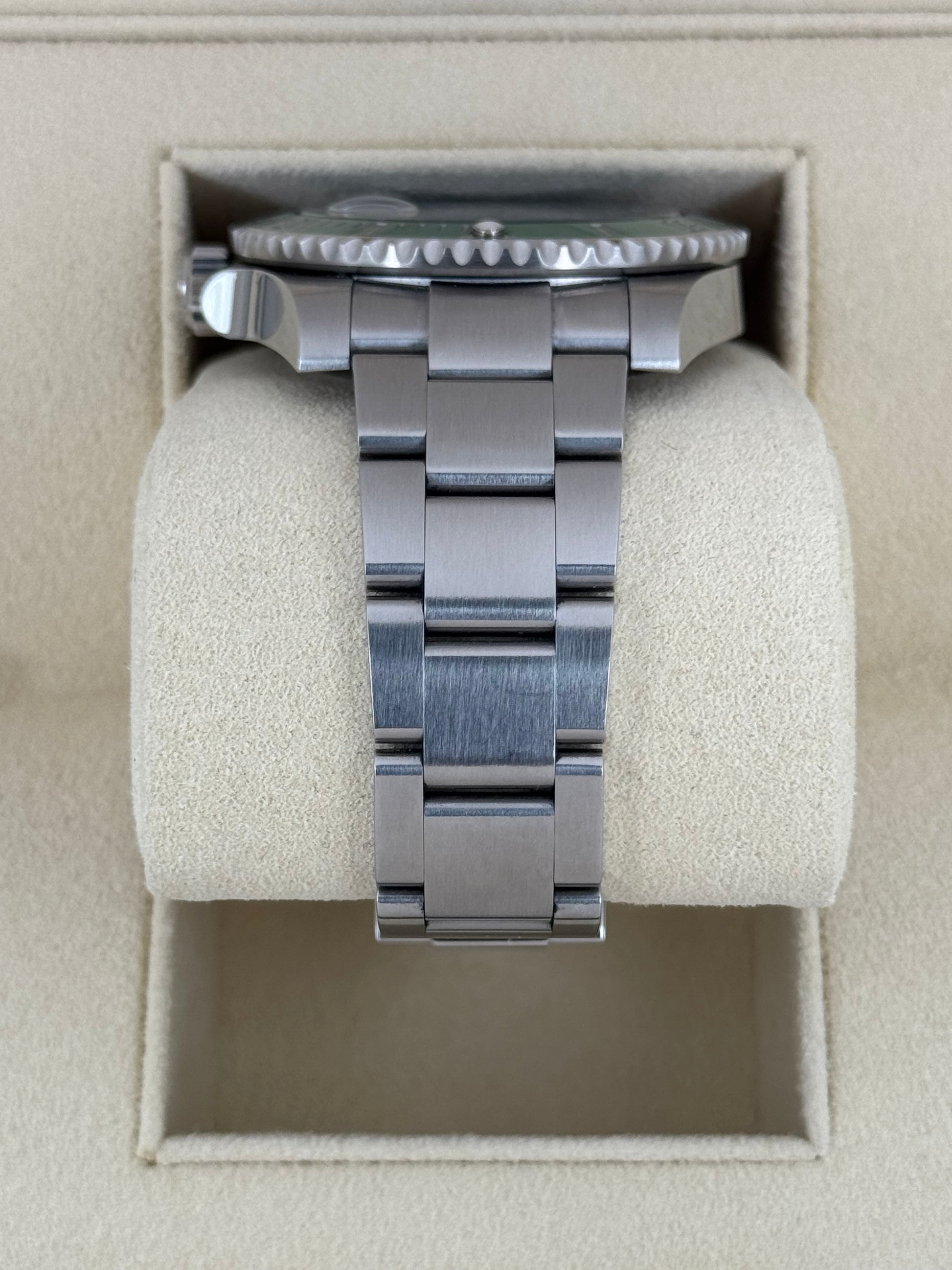 2019 Rolex Submariner “Hulk” 40mm 116610LV Green Dial - MyWatchLLC