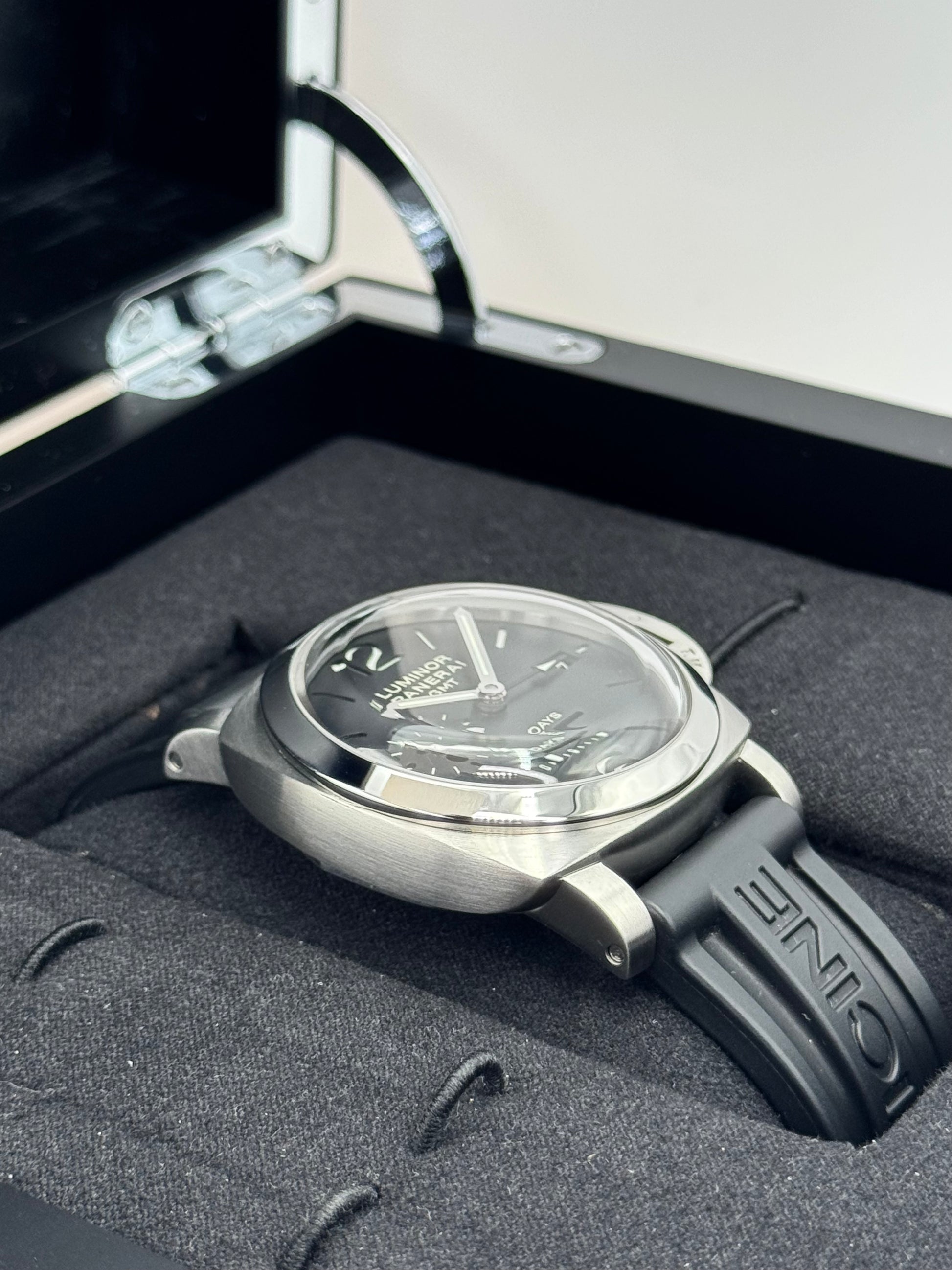 2009 Panerai Luminor 1950 8 Days GMT 44mm PAM00233 Black Dial - MyWatchLLC