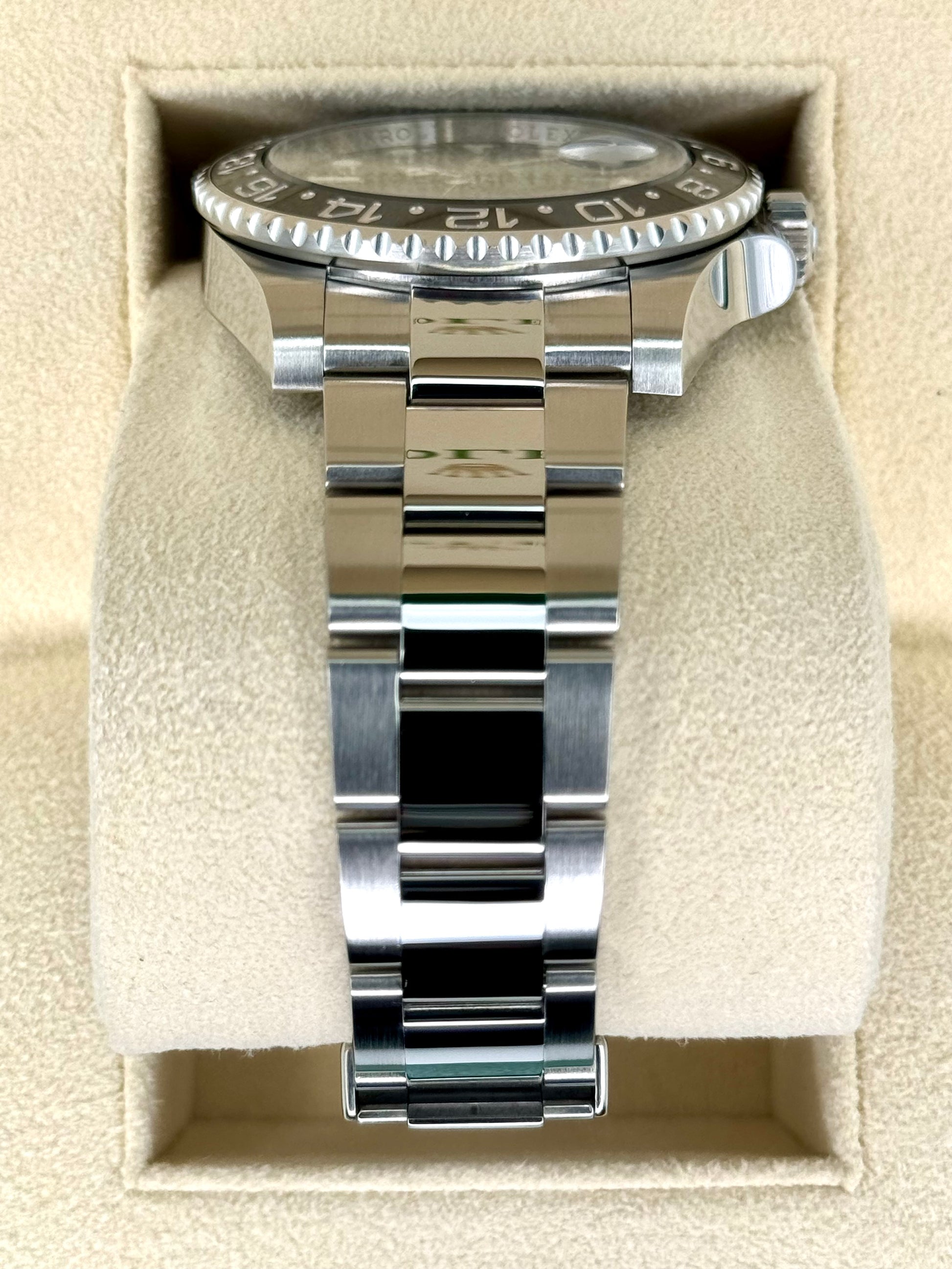 2015 Rolex GMT-Master II 40mm 116710LN Stainless Steel Black Dial - MyWatchLLC