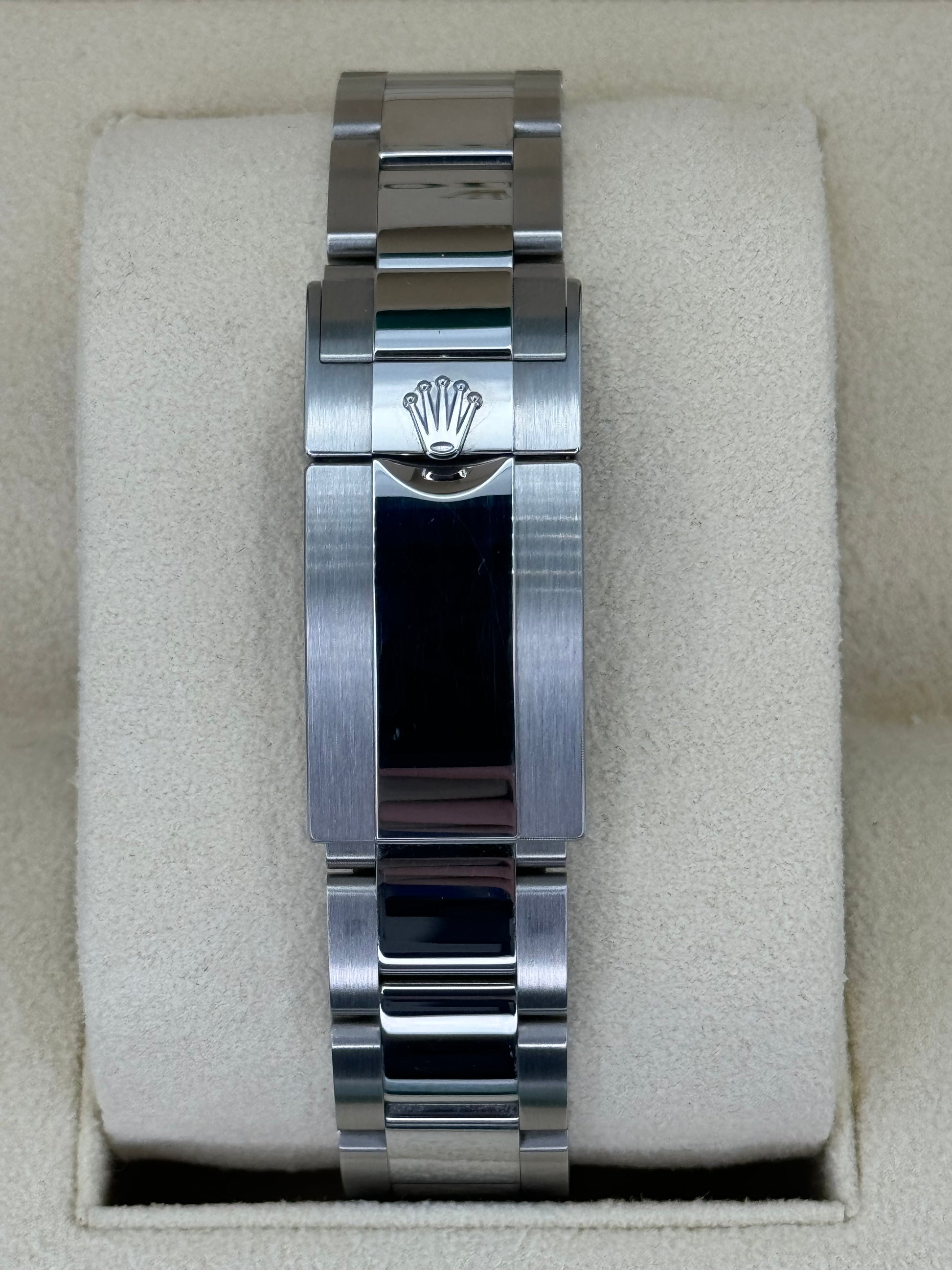 2023 Rolex Yacht-Master 40mm 126622 Stainless Steel Blue Dial - MyWatchLLC