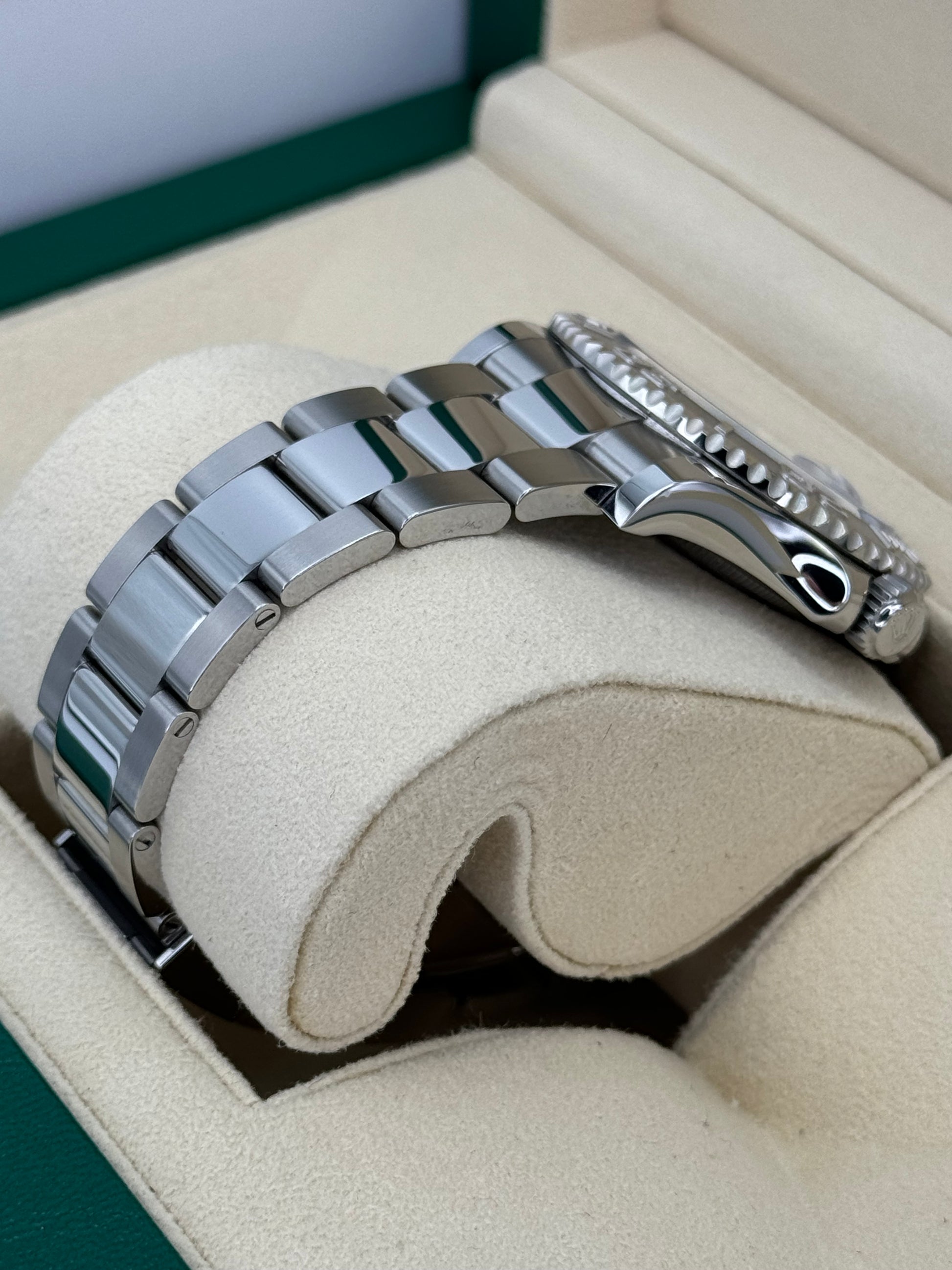 2023 Rolex Yacht-Master 40mm 126622 Stainless Steel Blue Dial - MyWatchLLC