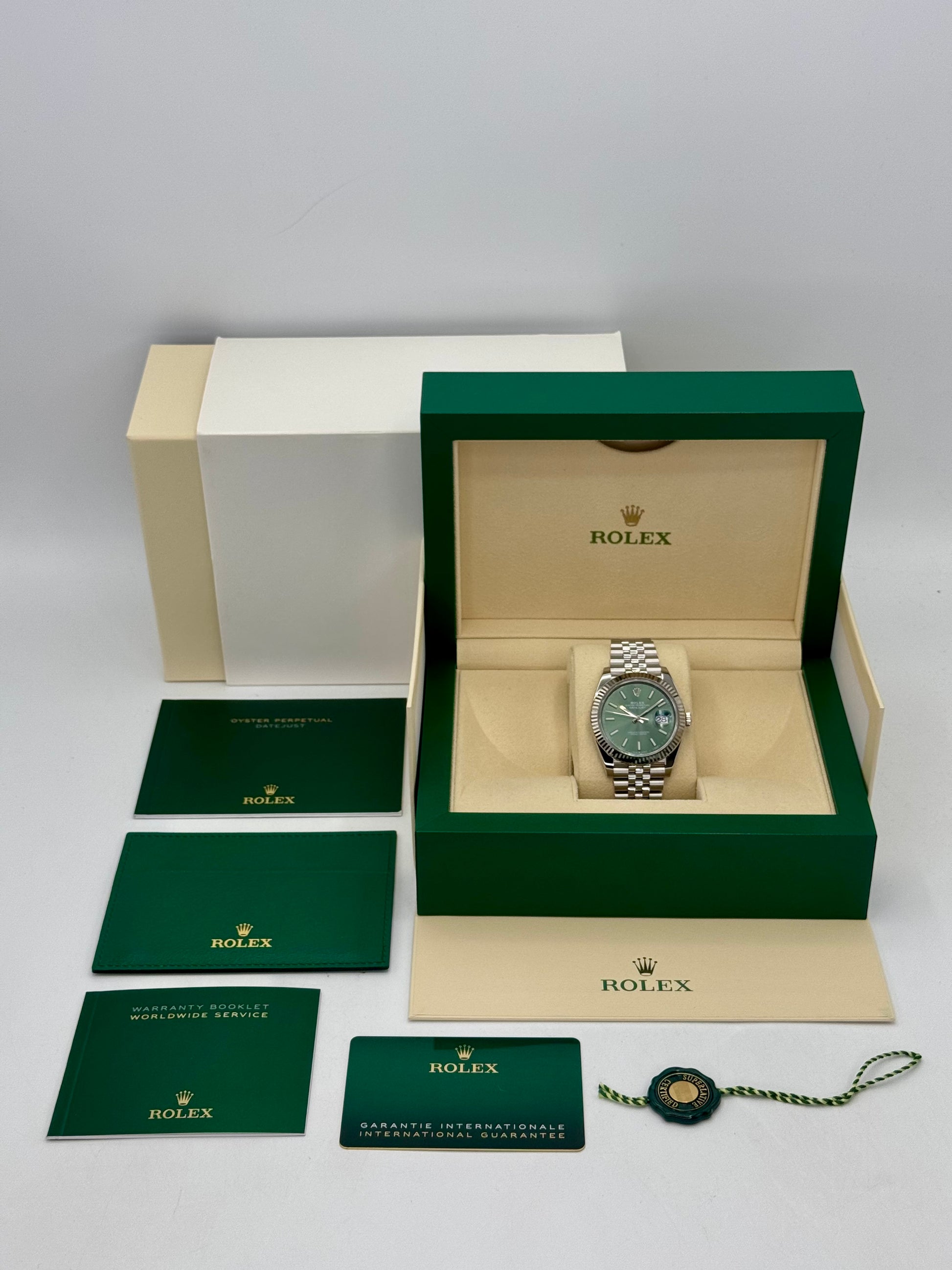 2022 Rolex Datejust 41mm 126334 Stainless Steel Jubilee Green Dial - MyWatchLLC