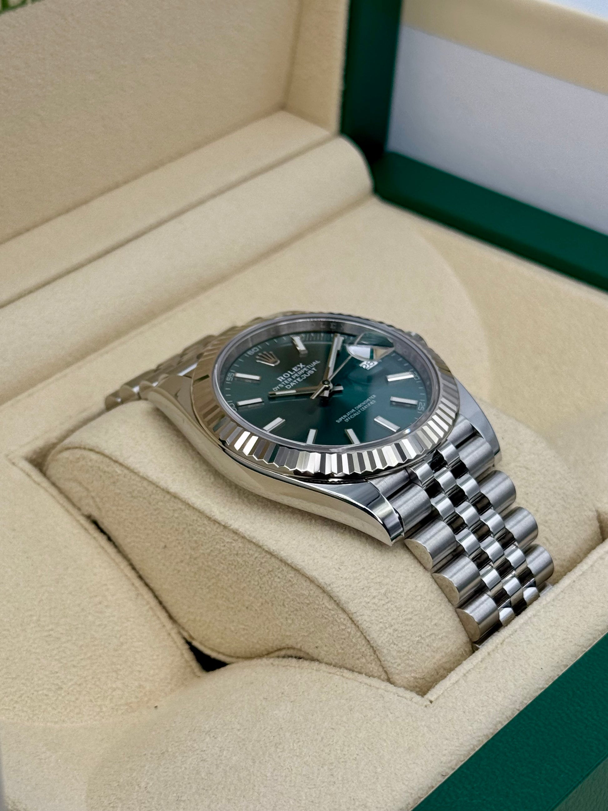 2022 Rolex Datejust 41mm 126334 Stainless Steel Jubilee Green Dial - MyWatchLLC