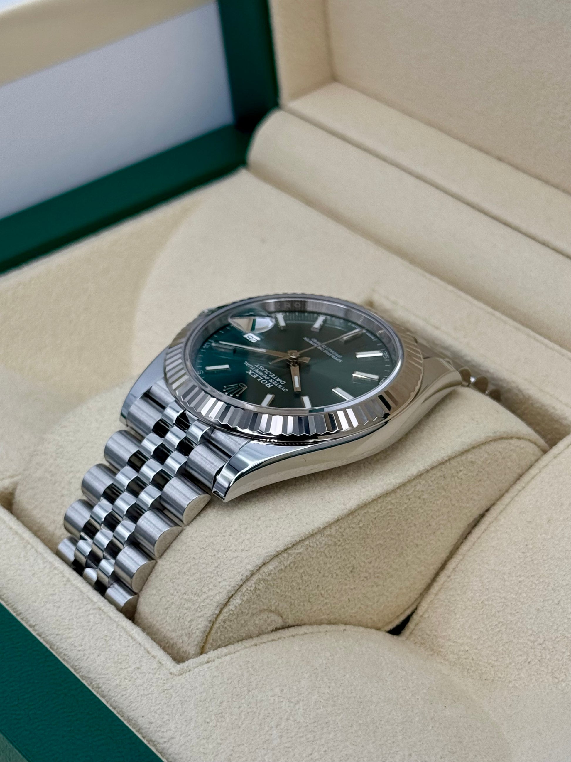 2022 Rolex Datejust 41mm 126334 Stainless Steel Jubilee Green Dial - MyWatchLLC