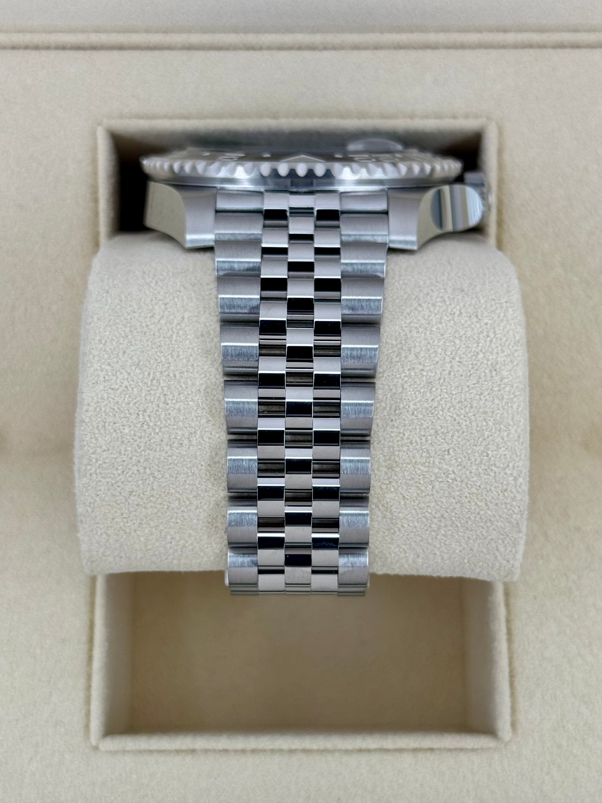 NEW 2025 Rolex GMT-Master II "Sprite" 40mm 126720VTNR Jubilee - MyWatchLLC