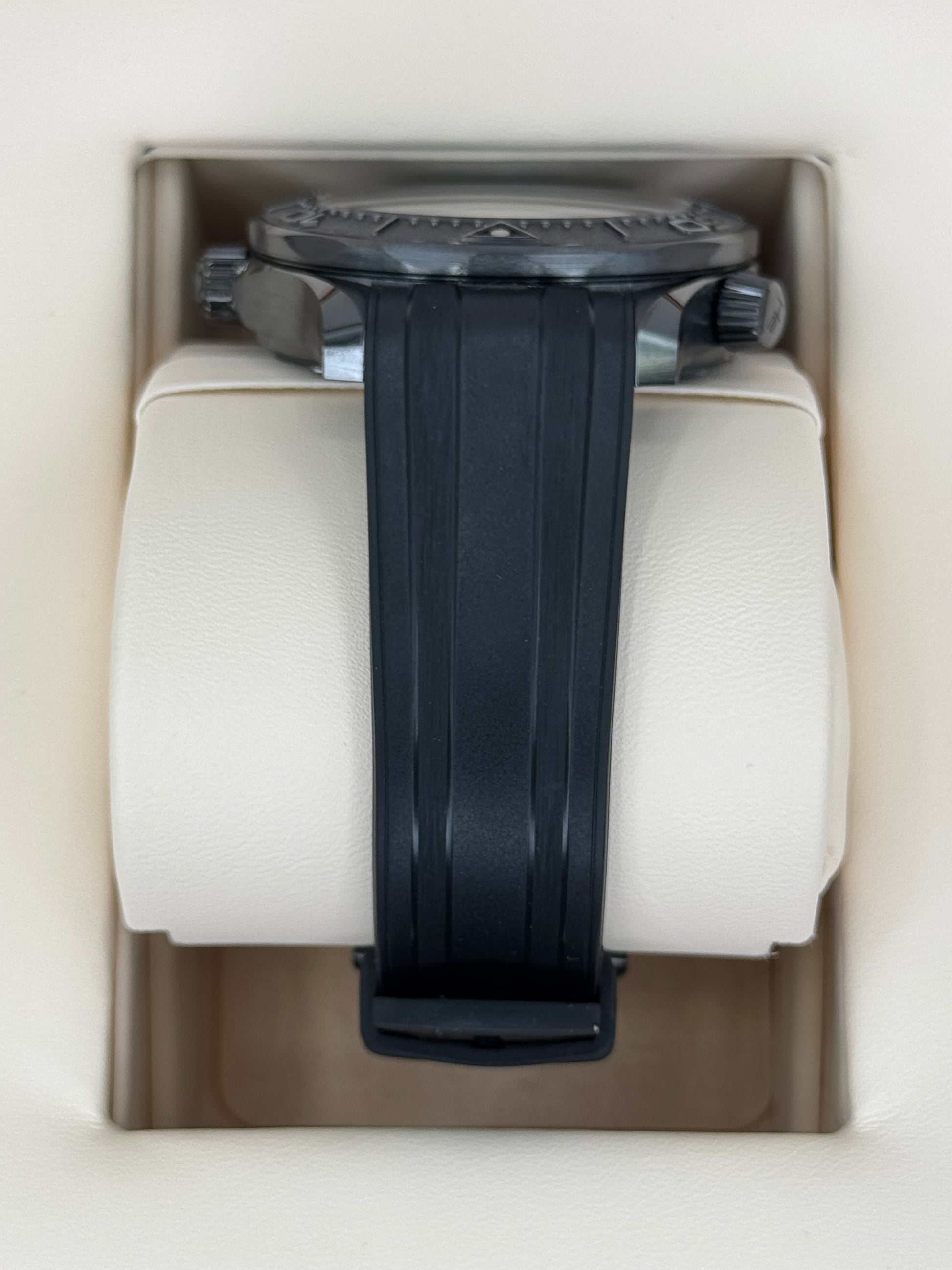 2023 Omega Seamaster 300m 43.5mm 210.92.44.20.01.003 Black Ceramic - MyWatchLLC