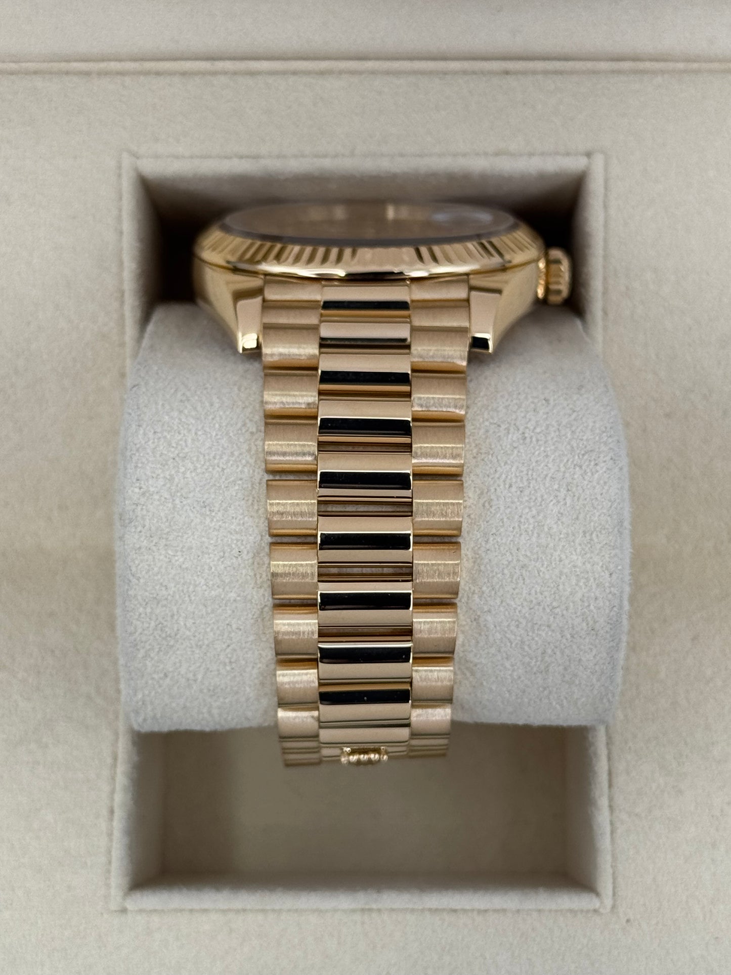2021 Rolex Day-Date 40mm 228238 Presidential Champagne Dial