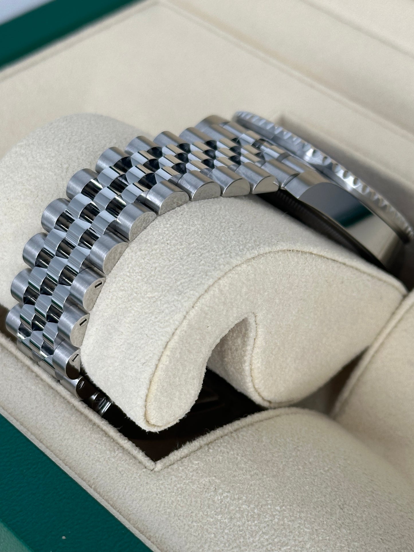 NEW 2023 Rolex GMT-Master II "Pepsi" 40mm 126710BLRO Jubilee Black Dial - MyWatchLLC