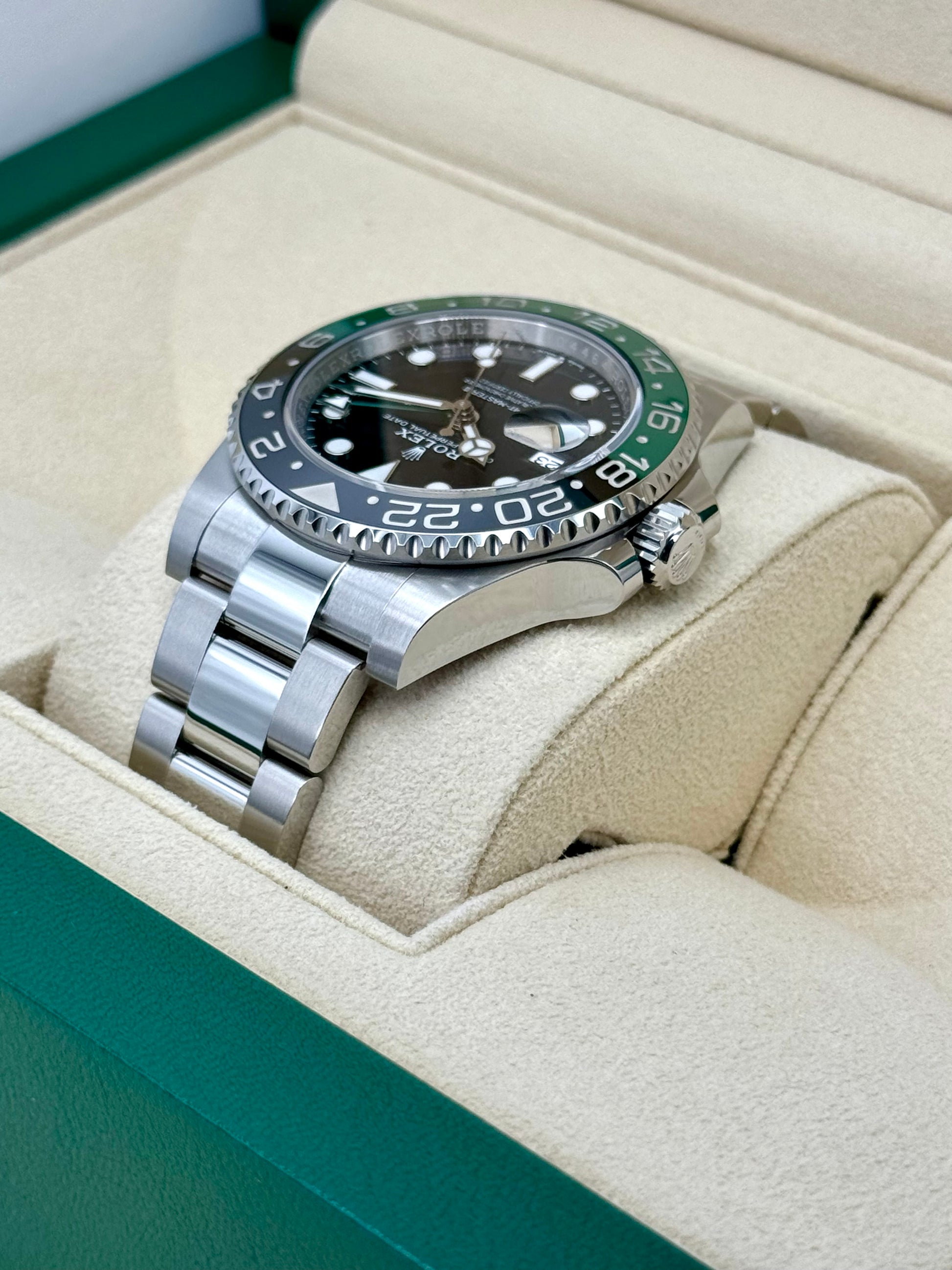 NEW 2024 Rolex GMT-Master II "Sprite" 40mm 126720VTNR Oyster - MyWatchLLC