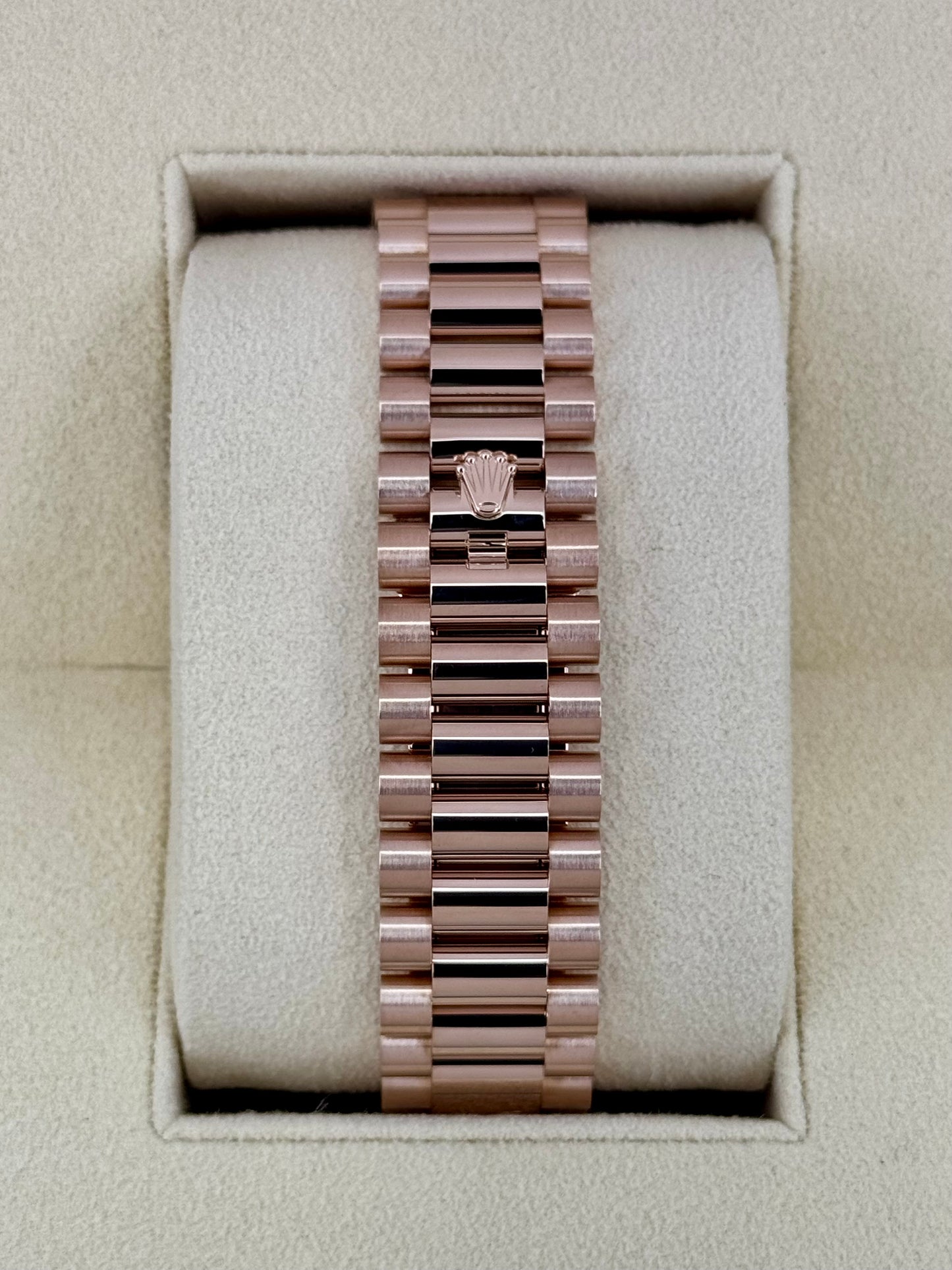 2017 Rolex Day-Date 40mm 228235 Presidential Rose Gold Olive Dial