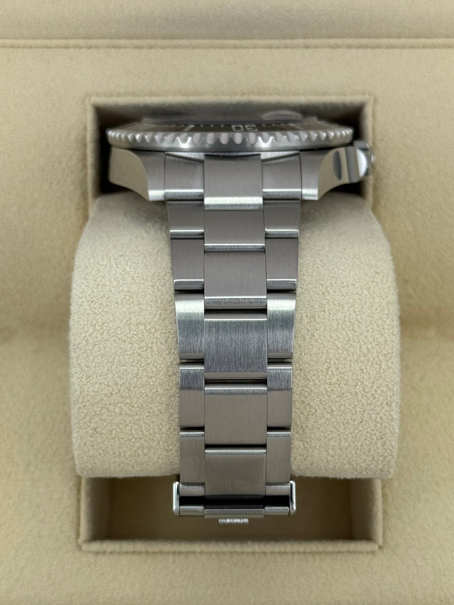2022 Rolex Sea-Dweller 43mm 126600 Stainless Steel Black Dial