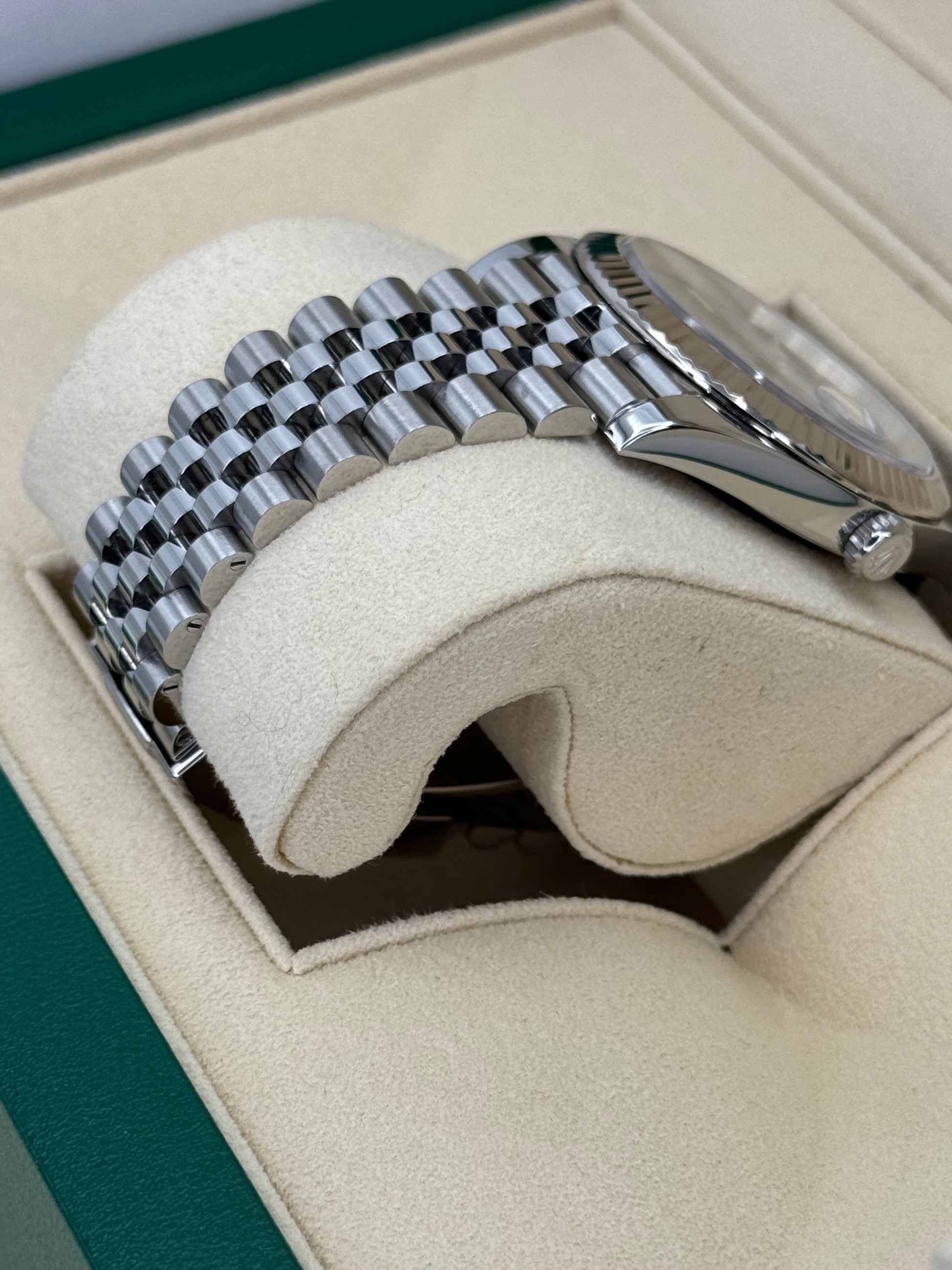 2021 Rolex Datejust 41mm Stainless Steel Jubilee Wimbledon Dial - MyWatchLLC