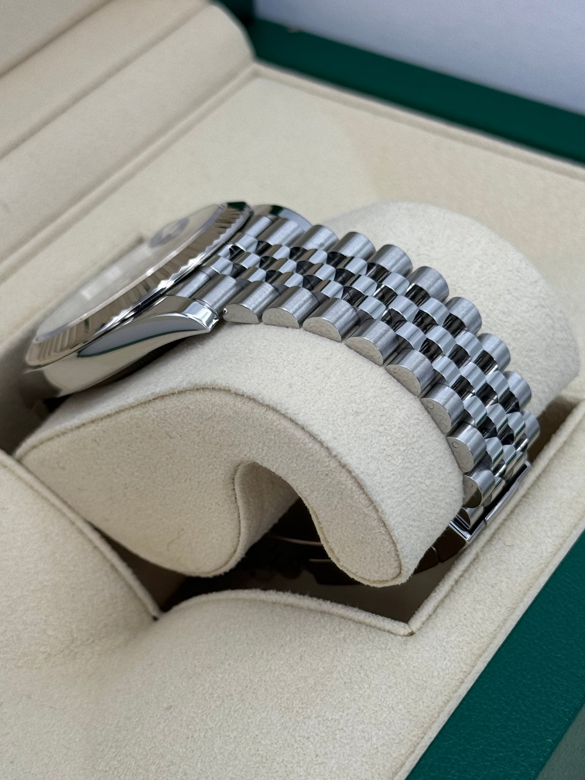 2021 Rolex Datejust 41mm Stainless Steel Jubilee Wimbledon Dial - MyWatchLLC