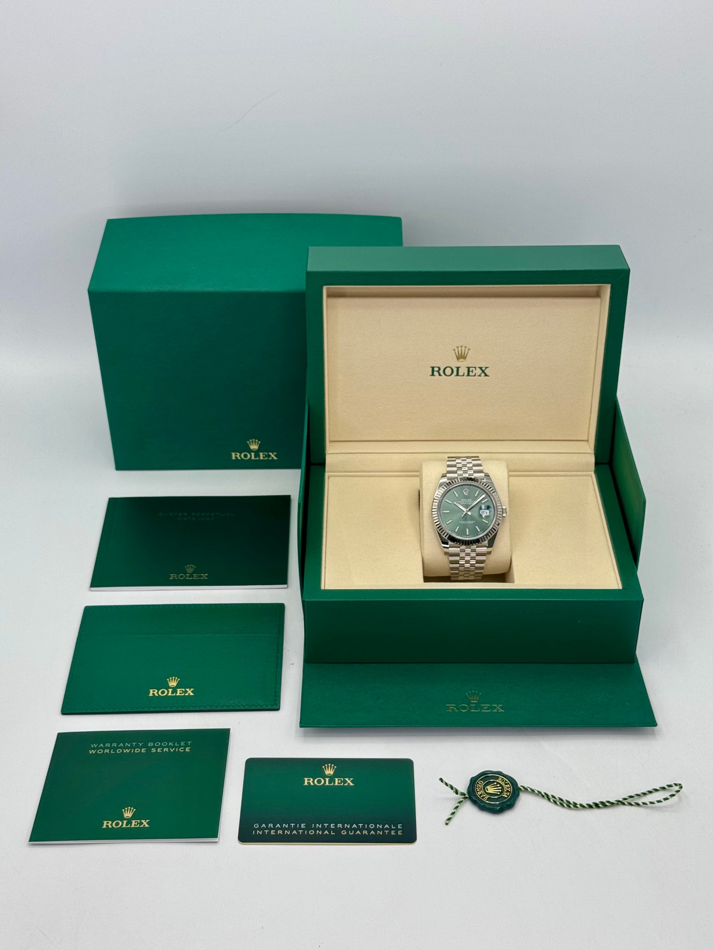 NEW 2025 Rolex Datejust 41mm 126334 Jubilee Green Dial - MyWatchLLC