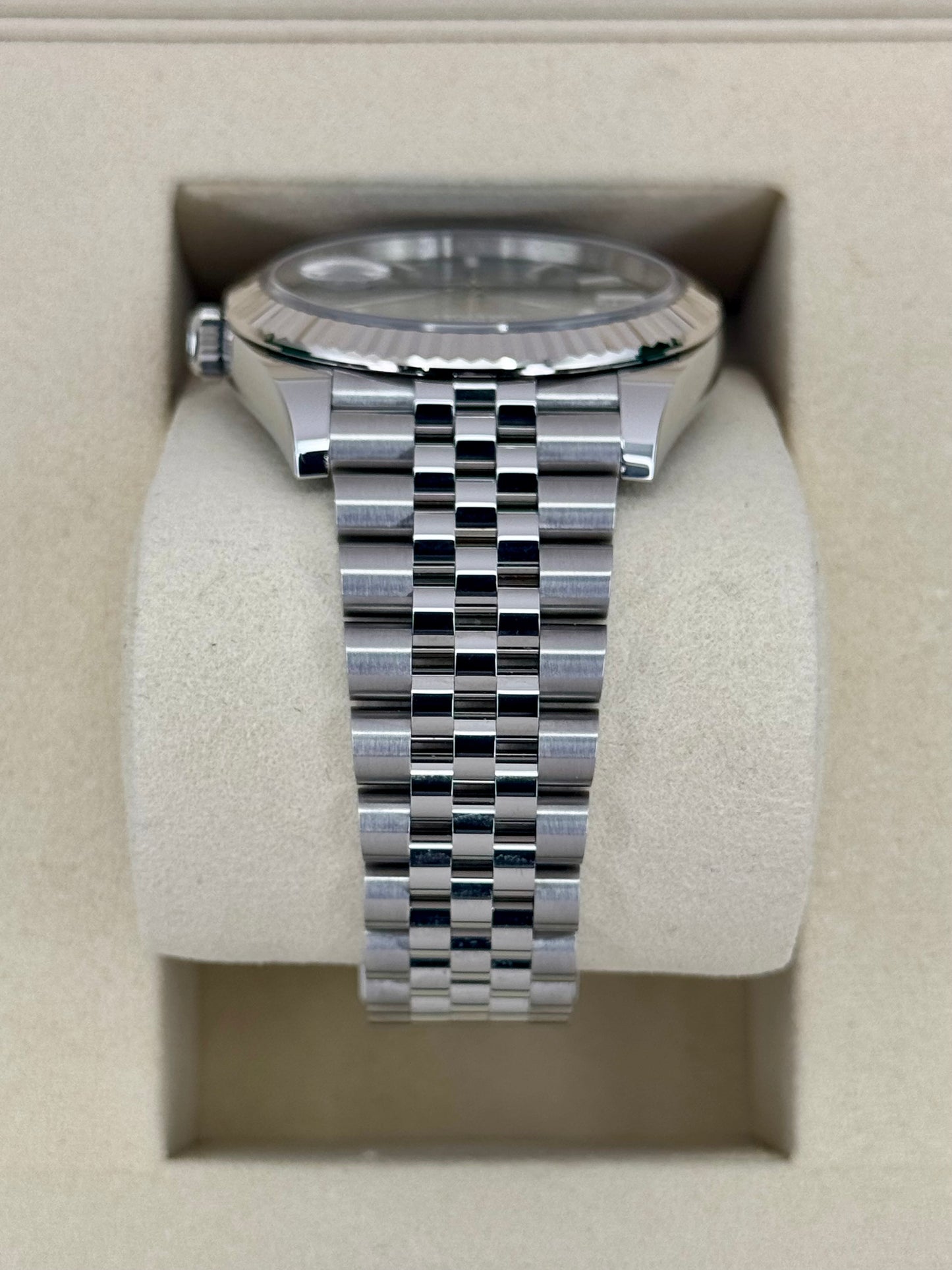 NEW 2025 Rolex Datejust 41mm 126334 Jubilee Green Dial - MyWatchLLC