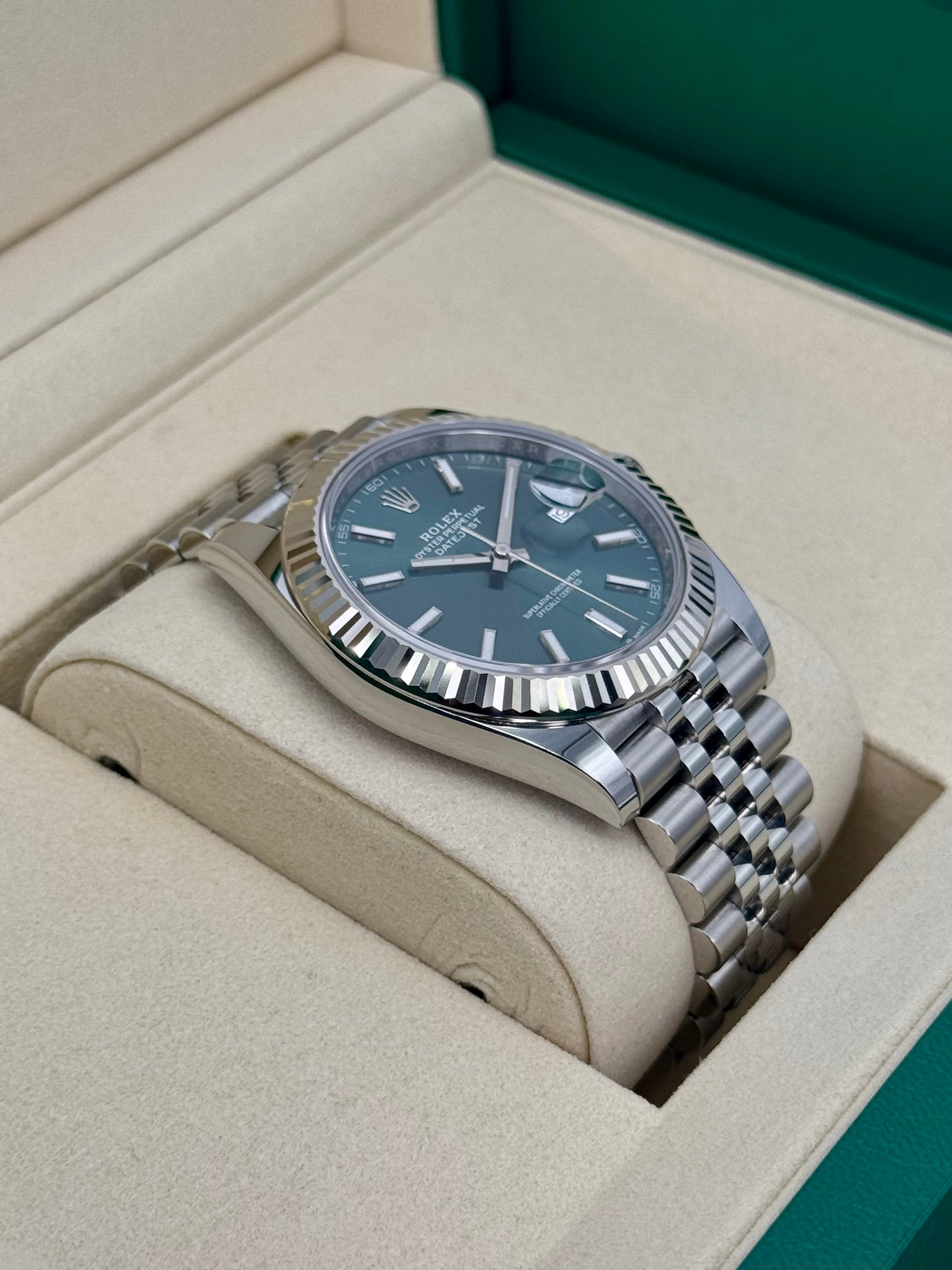 NEW 2025 Rolex Datejust 41mm 126334 Jubilee Green Dial - MyWatchLLC