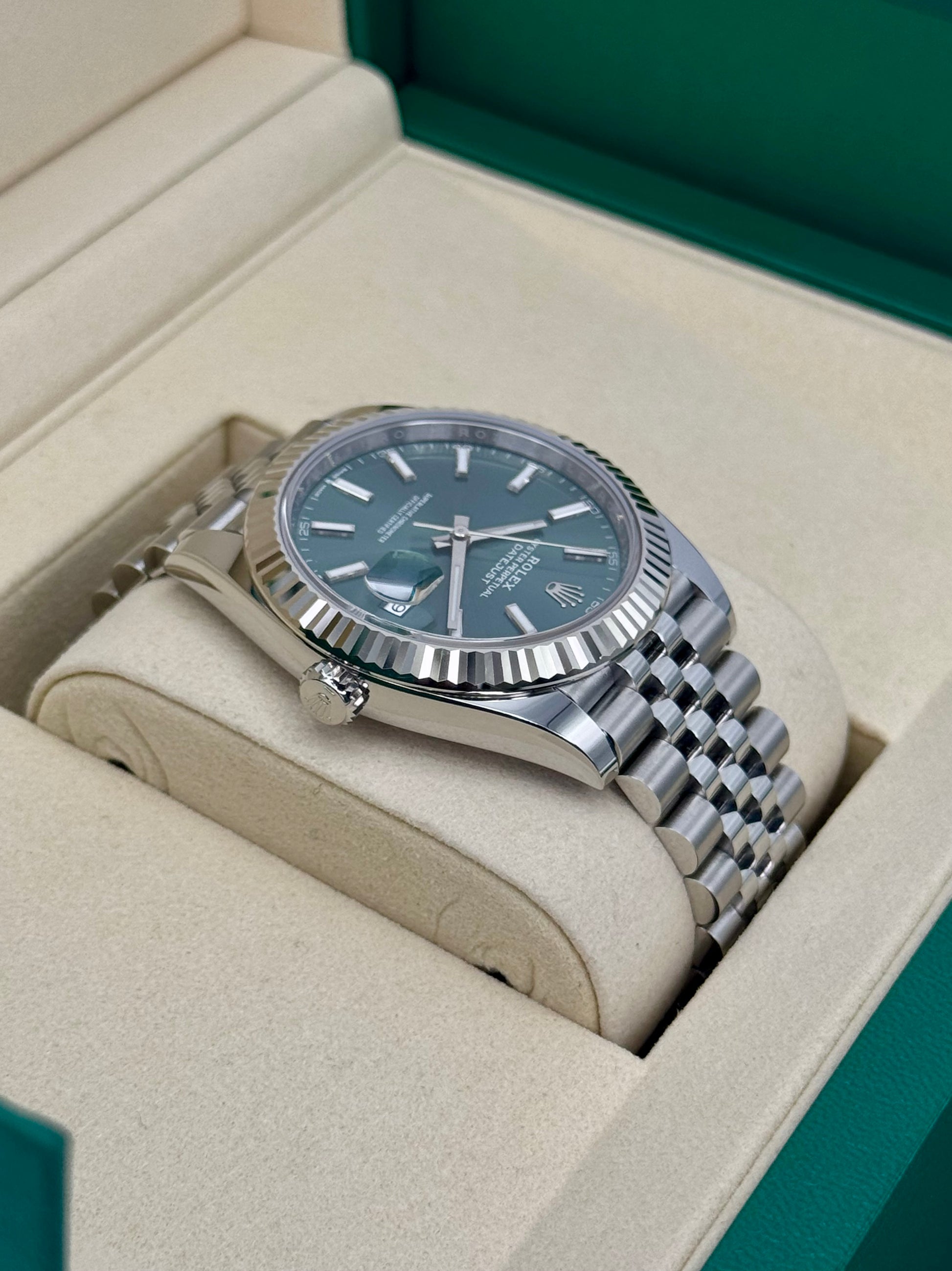 NEW 2025 Rolex Datejust 41mm 126334 Jubilee Green Dial - MyWatchLLC