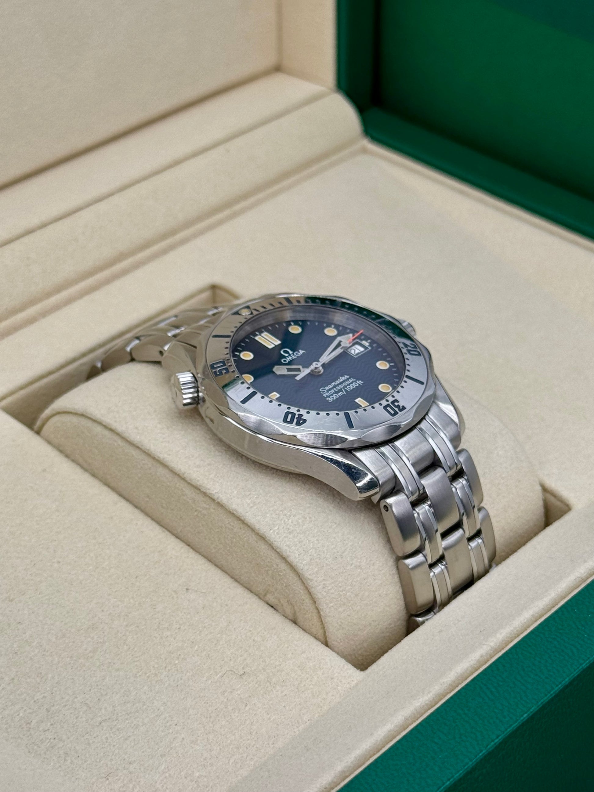 Omega Seamaster Professional 300m 36mm 2562.80 Stainless Steel Blue Dial - MyWatchLLC