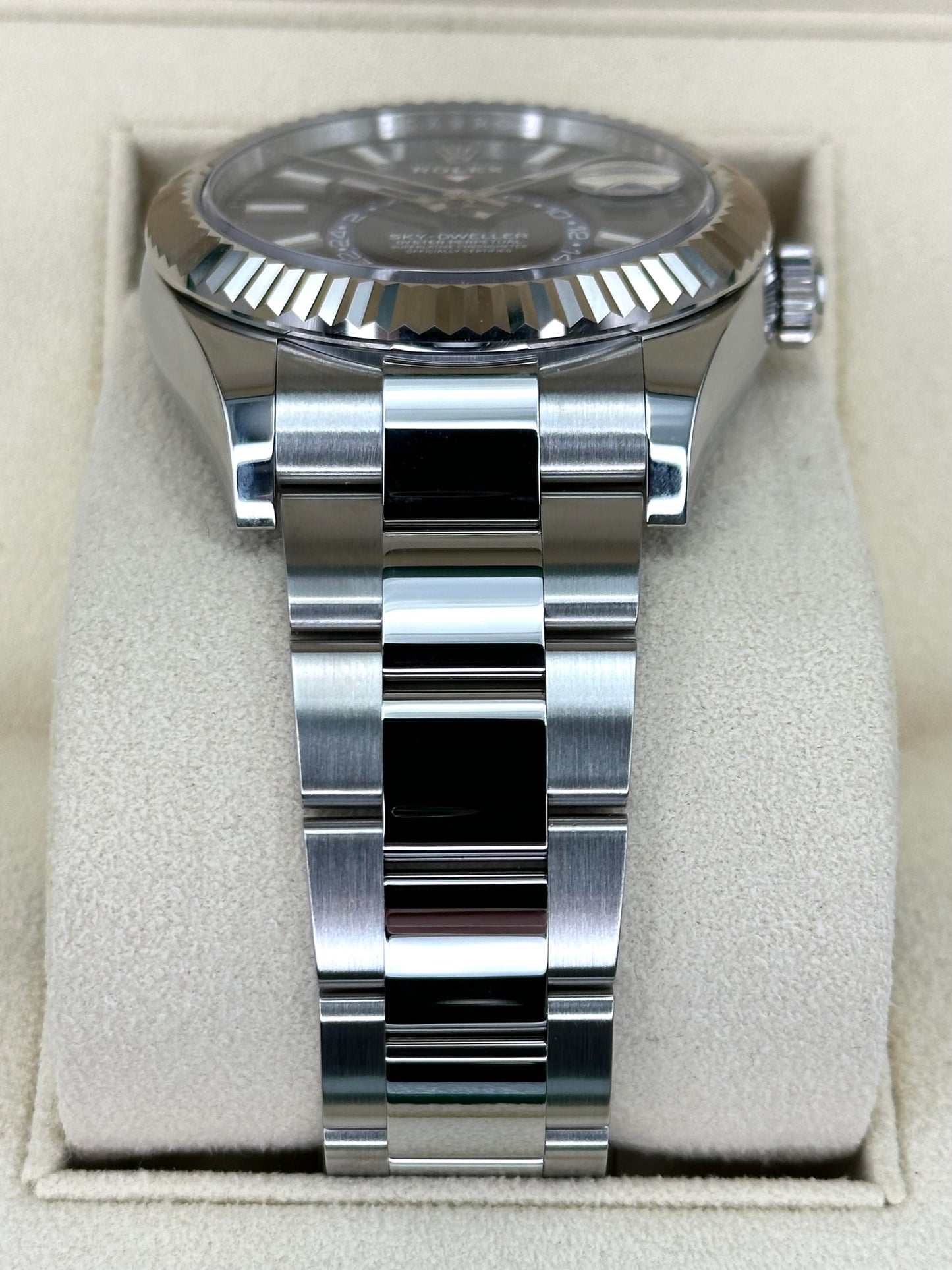 2022 Sky-Dweller 42mm 326934 Stainless Steel Oyster Blue Dial - MyWatchLLC