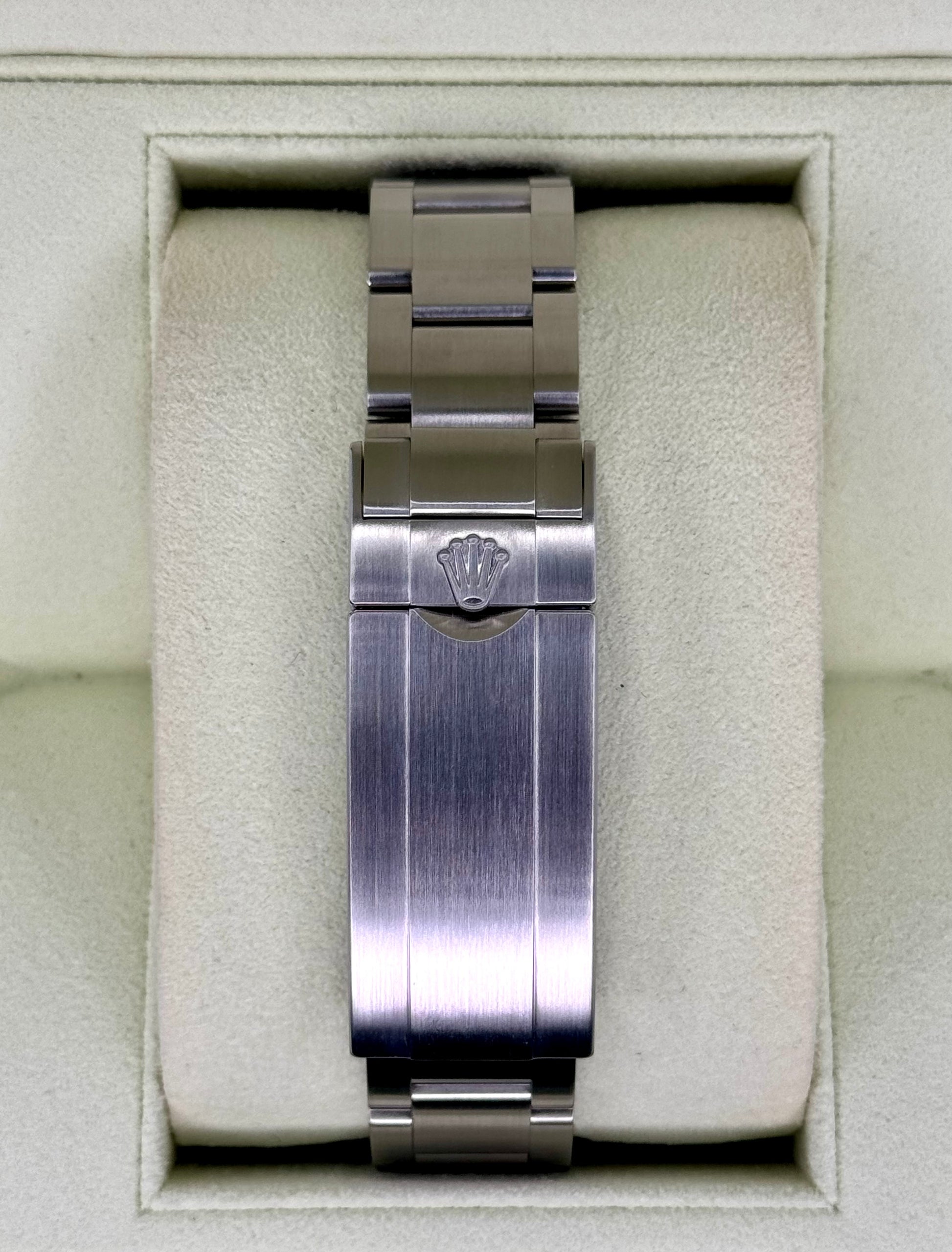2011 Rolex Submariner "Hulk" 40mm 116610LV Green Dial - MyWatchLLC