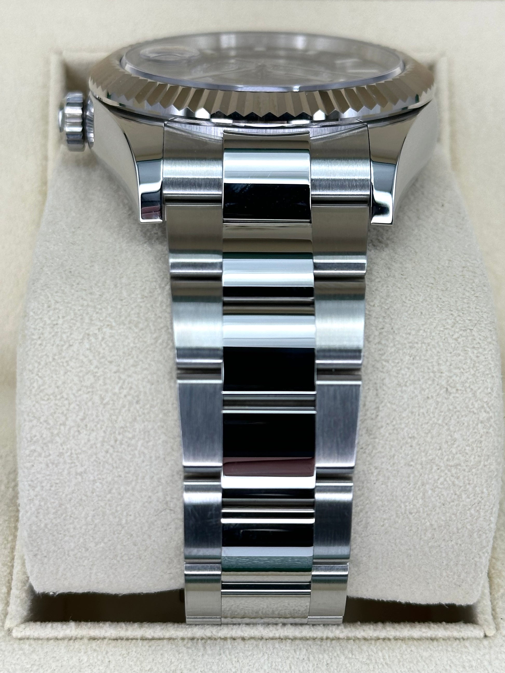 2022 Sky-Dweller 42mm 326934 Stainless Steel Oyster Blue Dial - MyWatchLLC