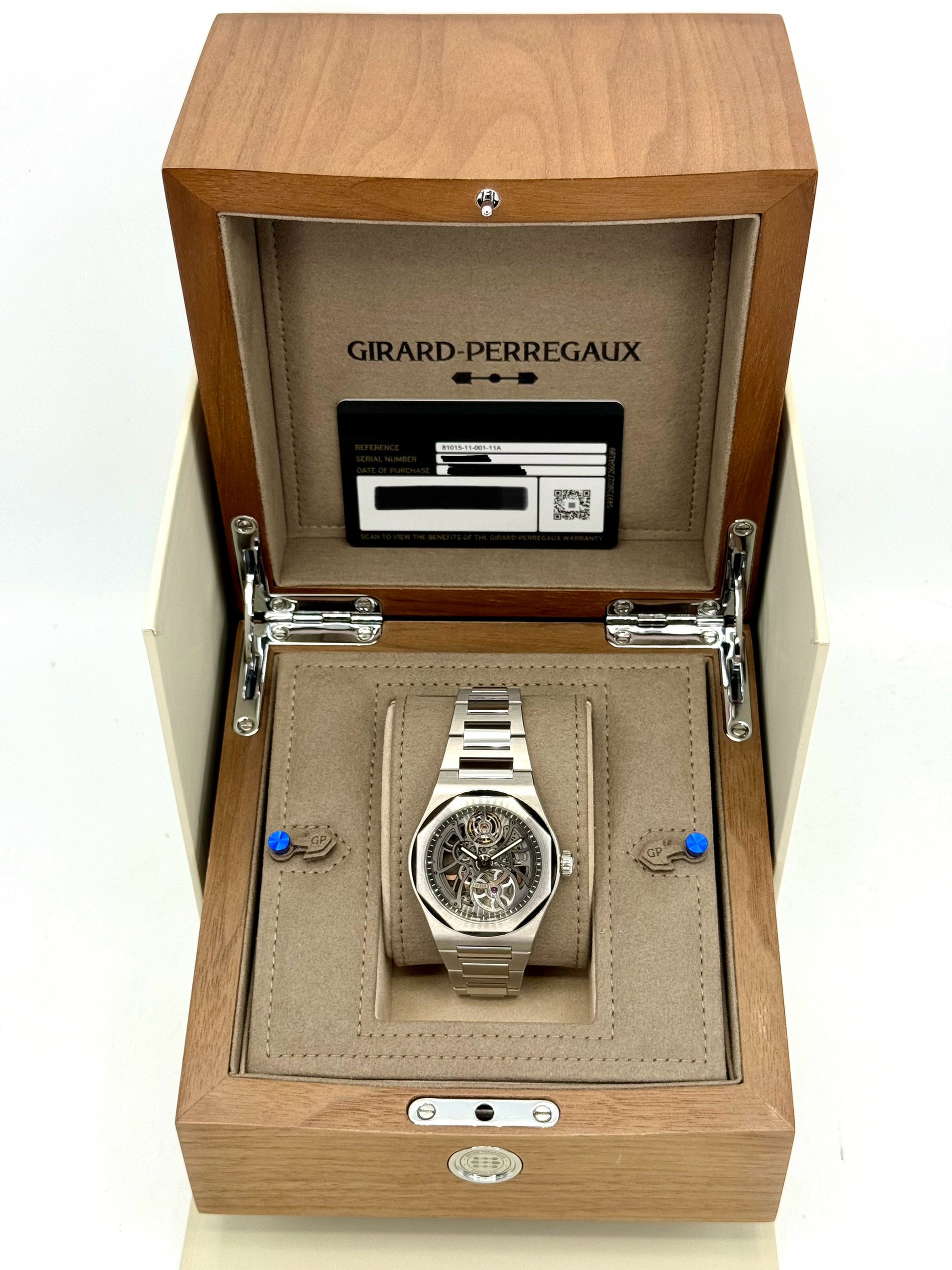 2022 Girard-Perregaux Laureato 42mm 81015-11-001-11A Skelton Dial - MyWatchLLC