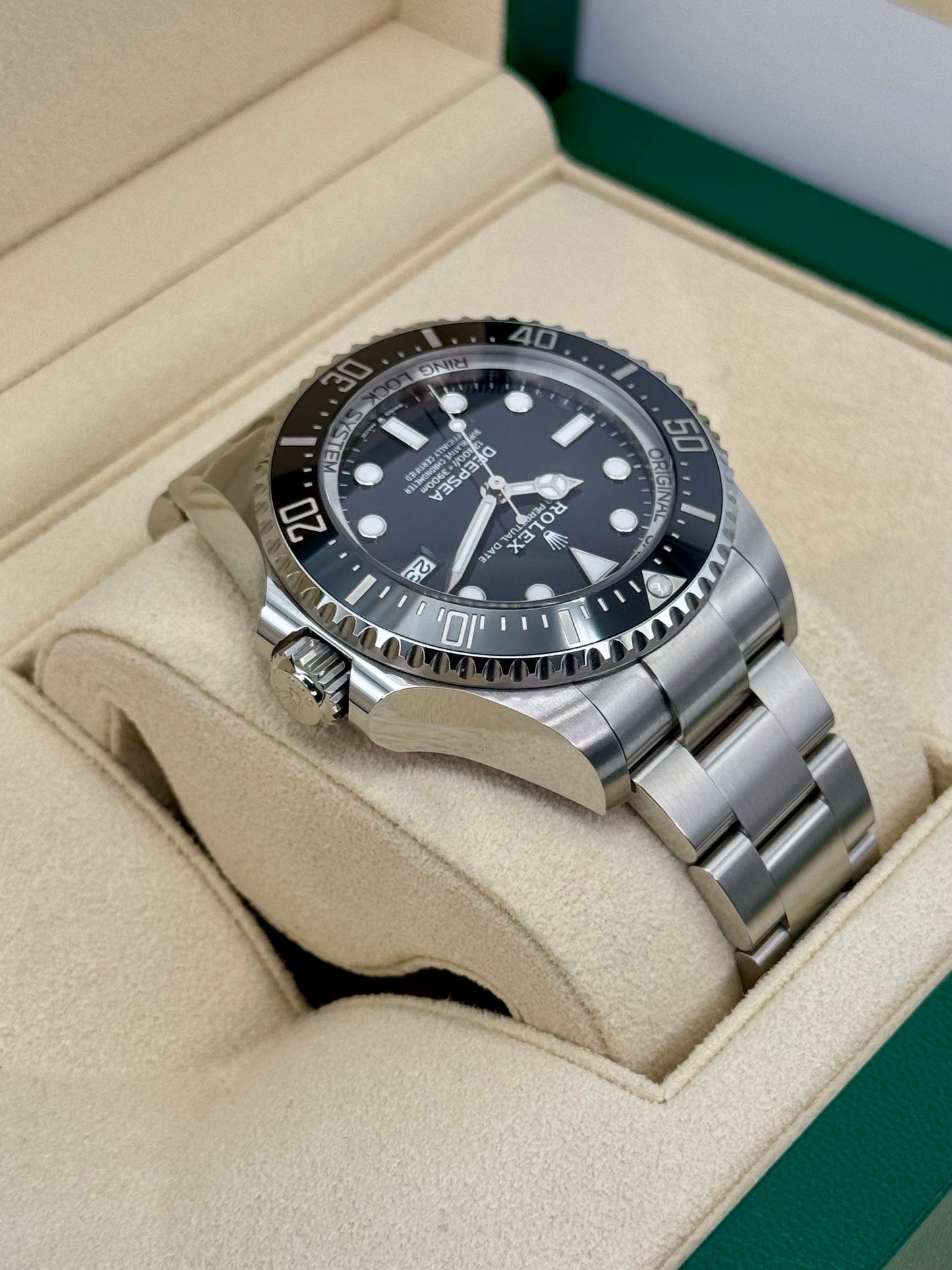 NEW 2024 Rolex Deepsea 44mm 136660 Stainless Steel Black Dial