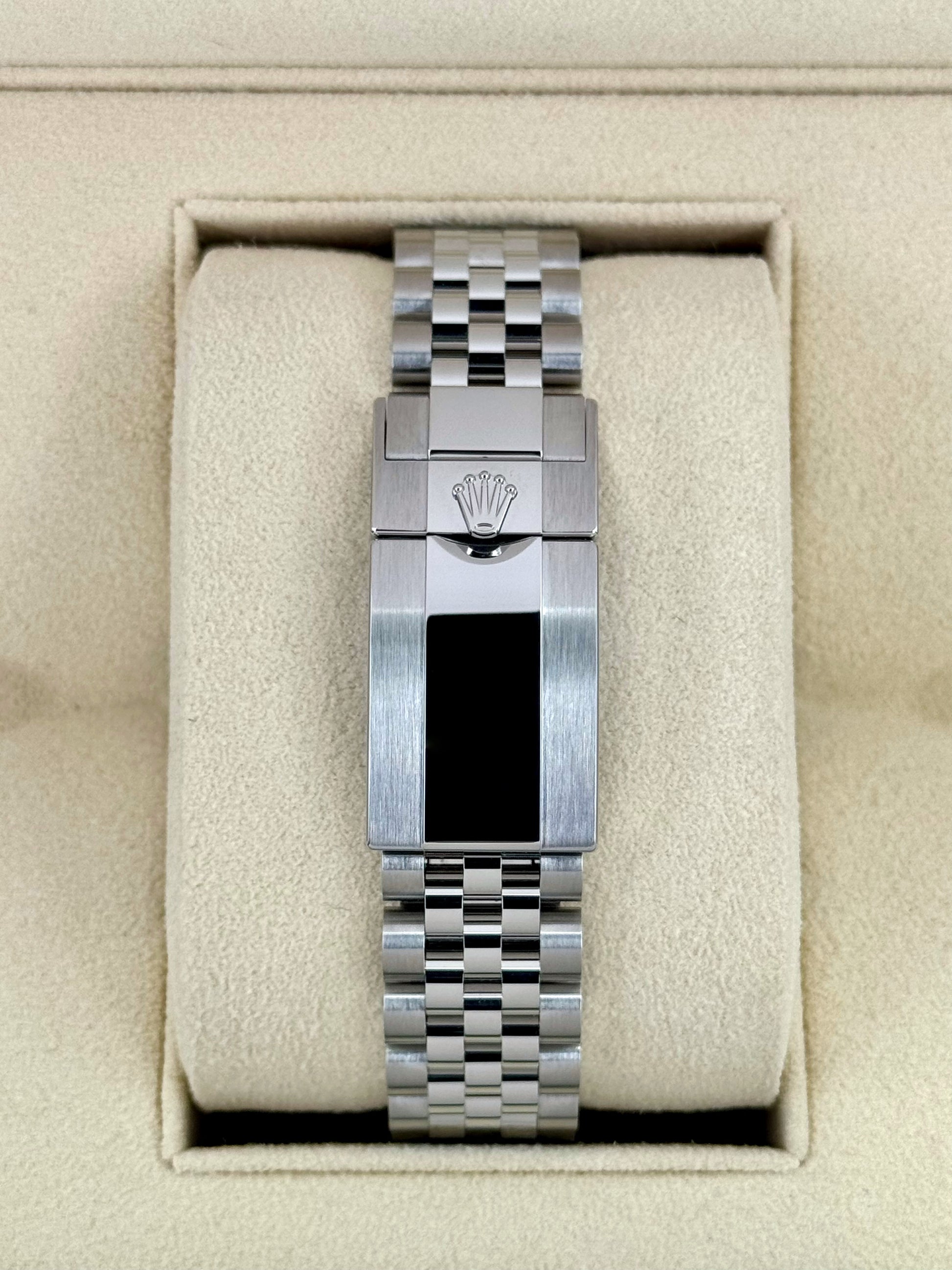 NEW 2024 Rolex GMT-Master II "Pepsi" 40mm 126710BLRO Jubilee - MyWatchLLC