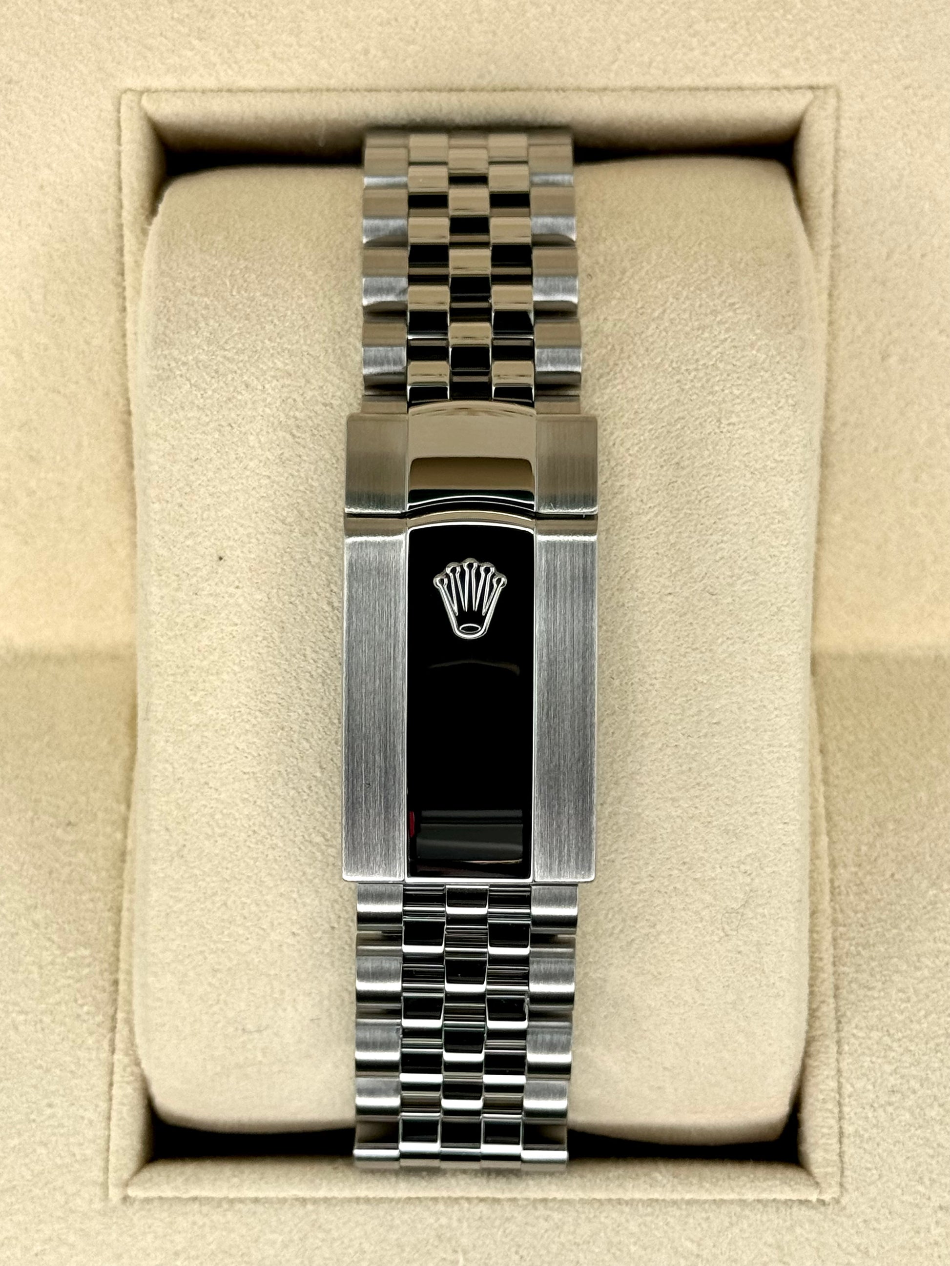 Rolex Datejust 41mm 126334 Stainless Steel Jubilee Blue Dial - MyWatchLLC