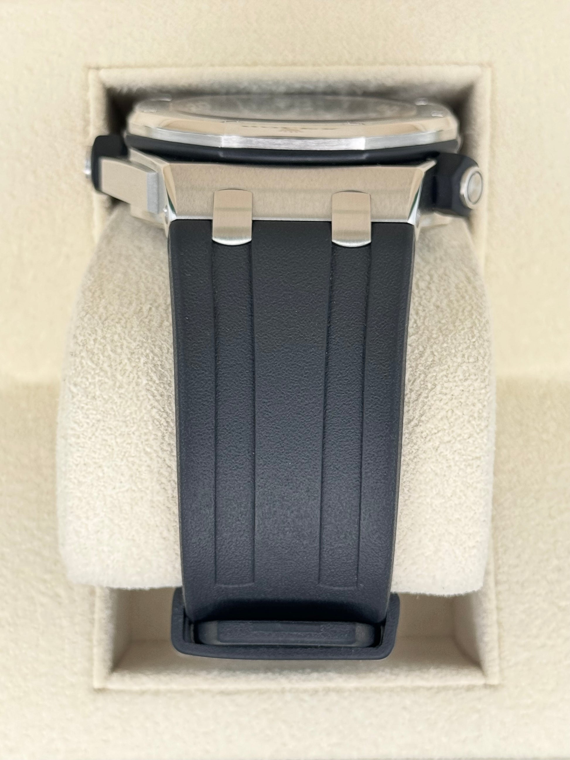 Audemars Piguet Royal Oak Offshore Scuba 15710ST Black Waffle Dial - MyWatchLLC