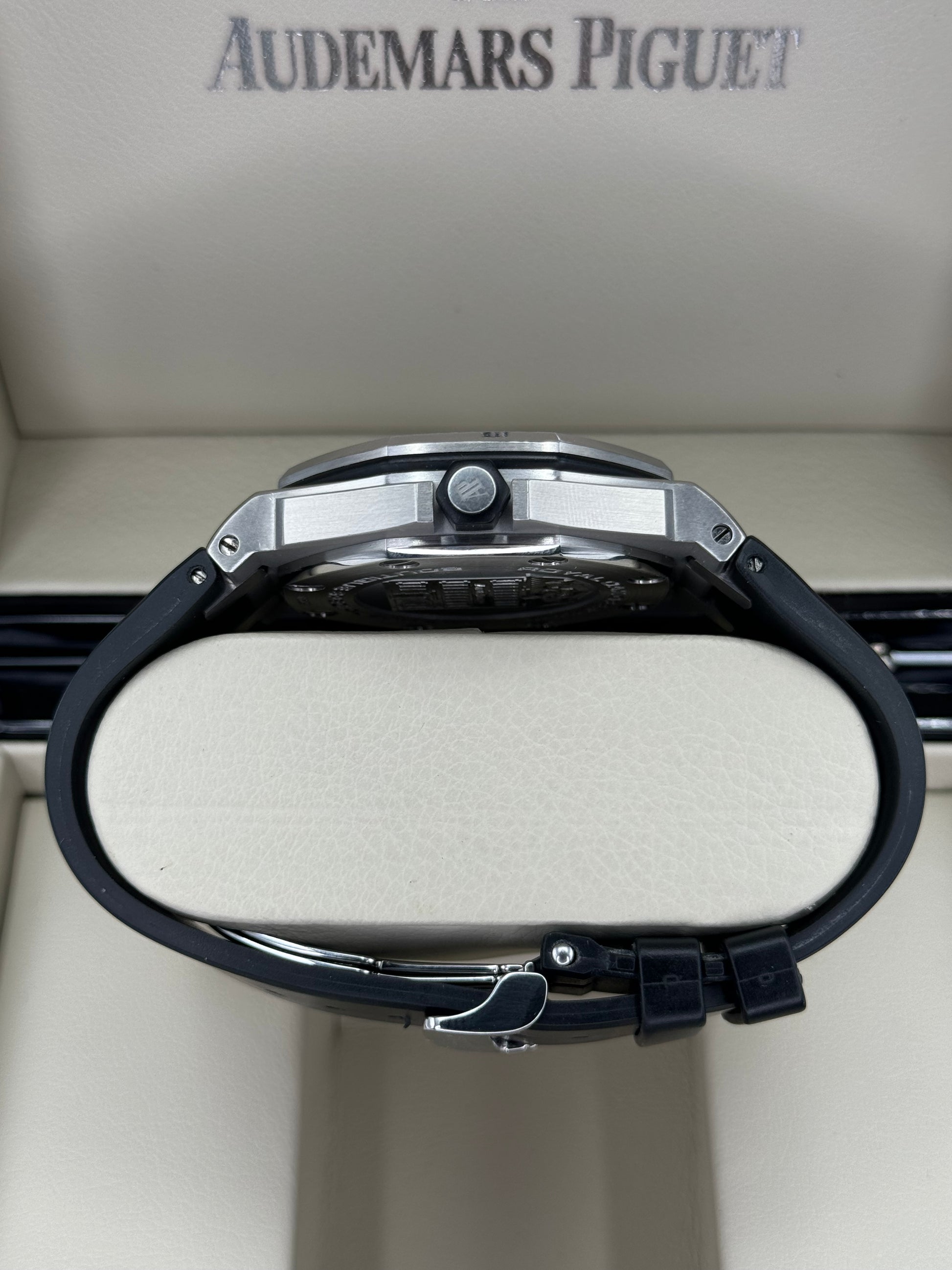 2010 AP Royal Oak Offshore 42mm 15701ST Diver Scuba Boutique Edition: - MyWatchLLC