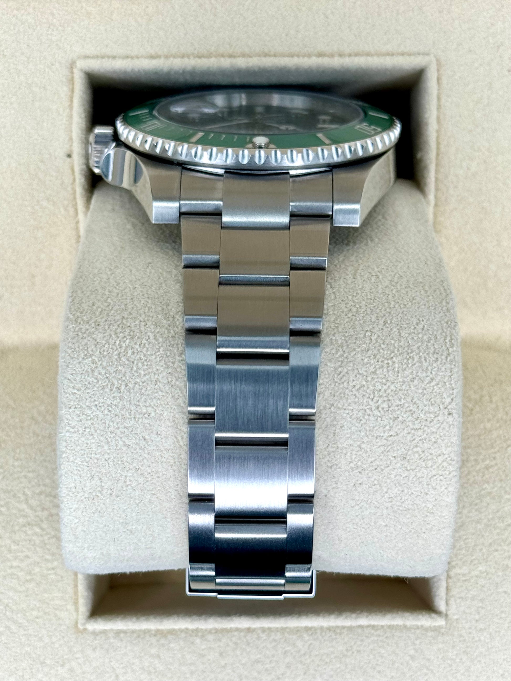 2019 Rolex Submariner "Hulk" 40mm 116610LV Green Dial - MyWatchLLC