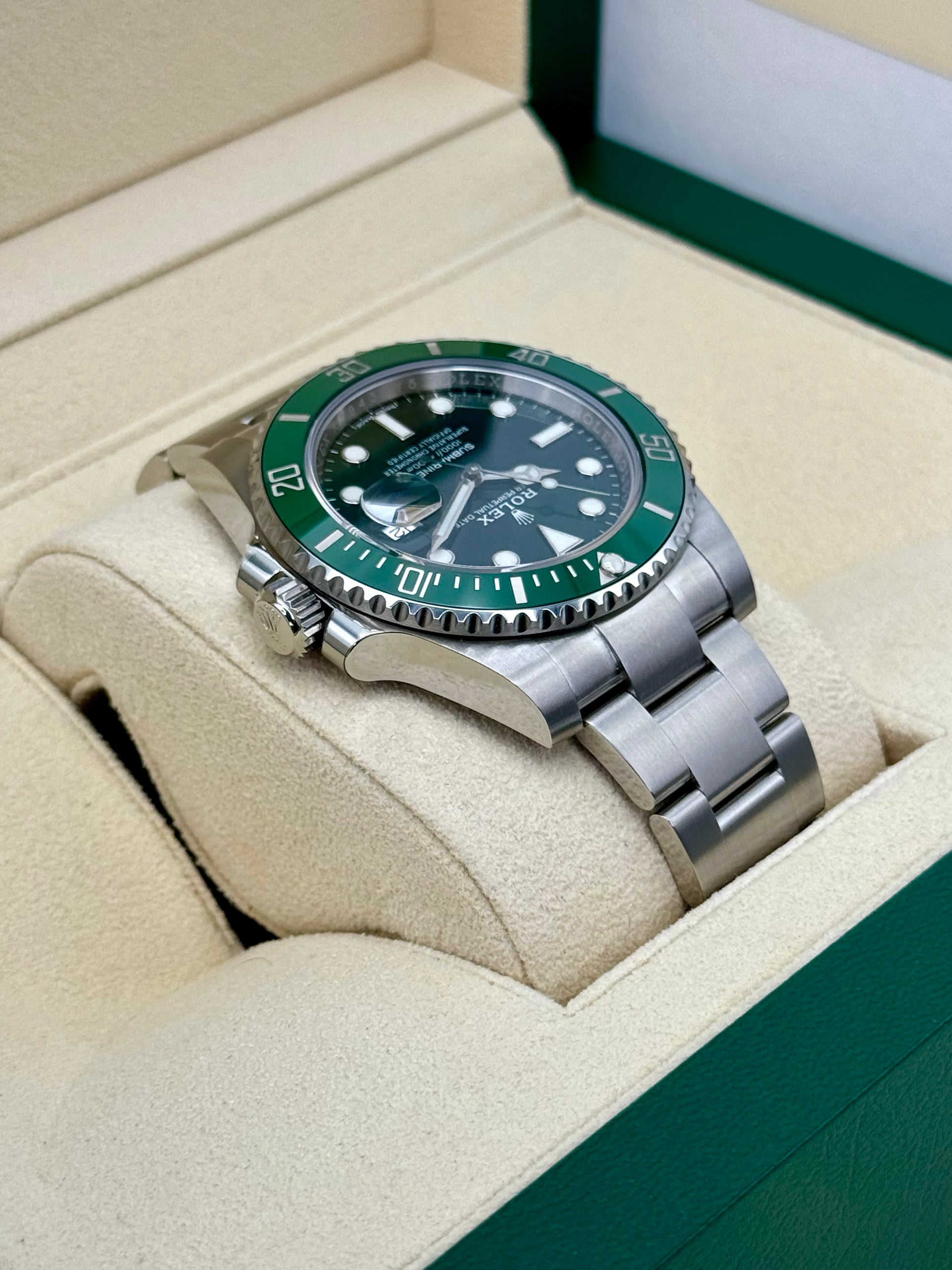 NEW 2020 Rolex Submariner "Hulk" 40mm 116610LV Green Dial - MyWatchLLC