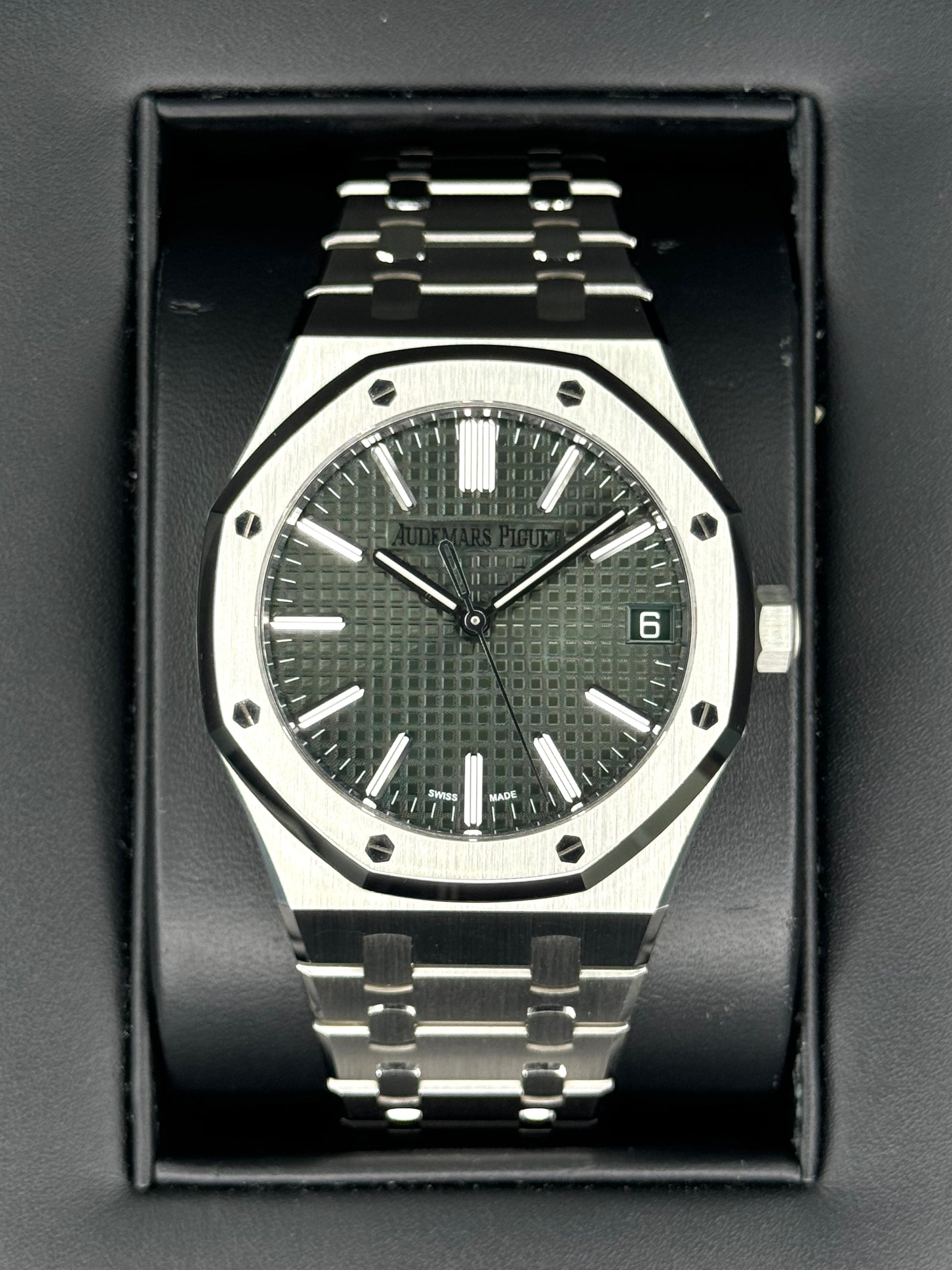 2023 Audemars Piguet Royal Oak 41mm 15510ST Green Dial - MyWatchLLC