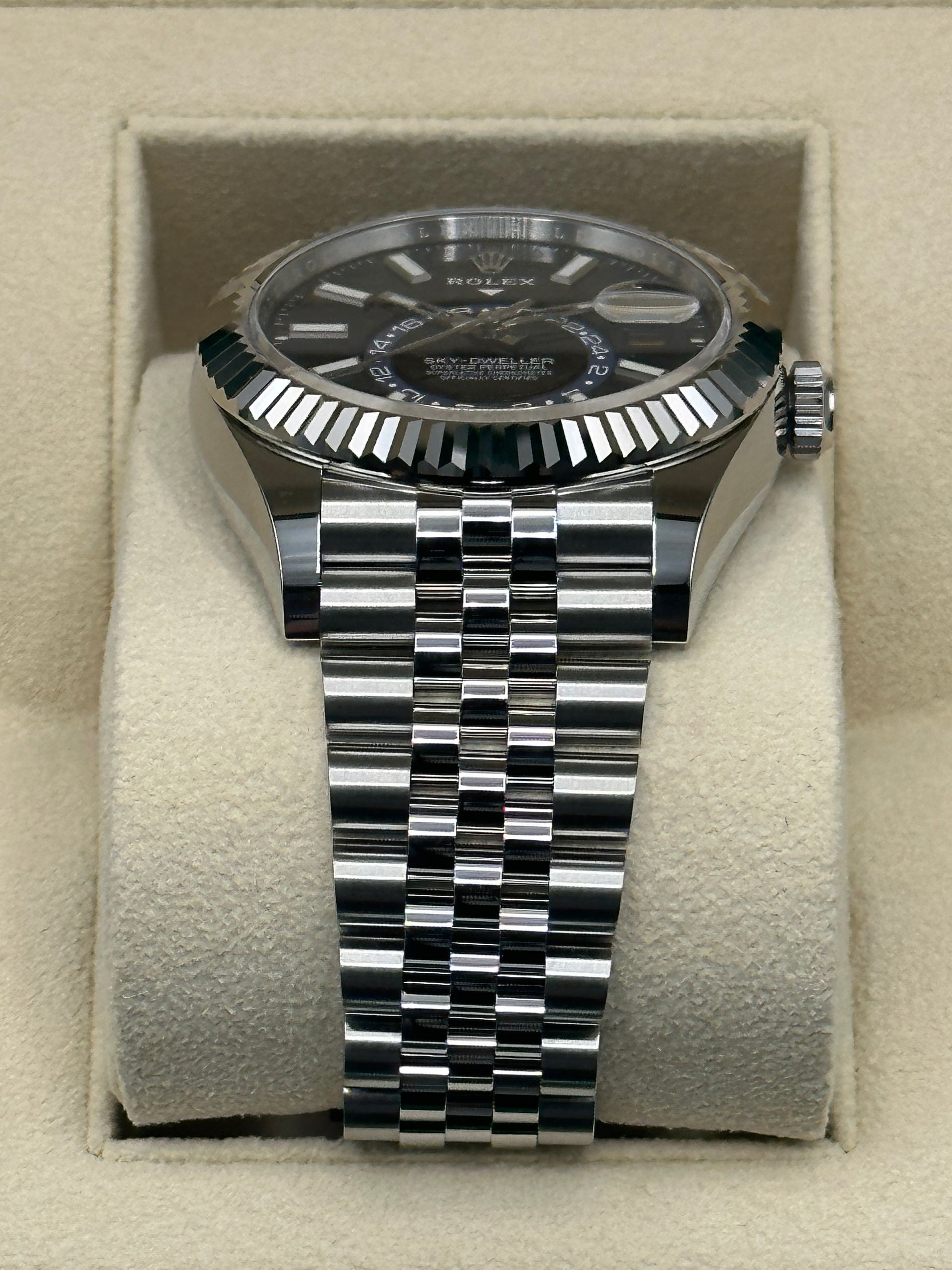 NEW Rolex 2023 Sky-Dweller 326934 Stainless Steel Jubilee Blue Dial - MyWatchLLC