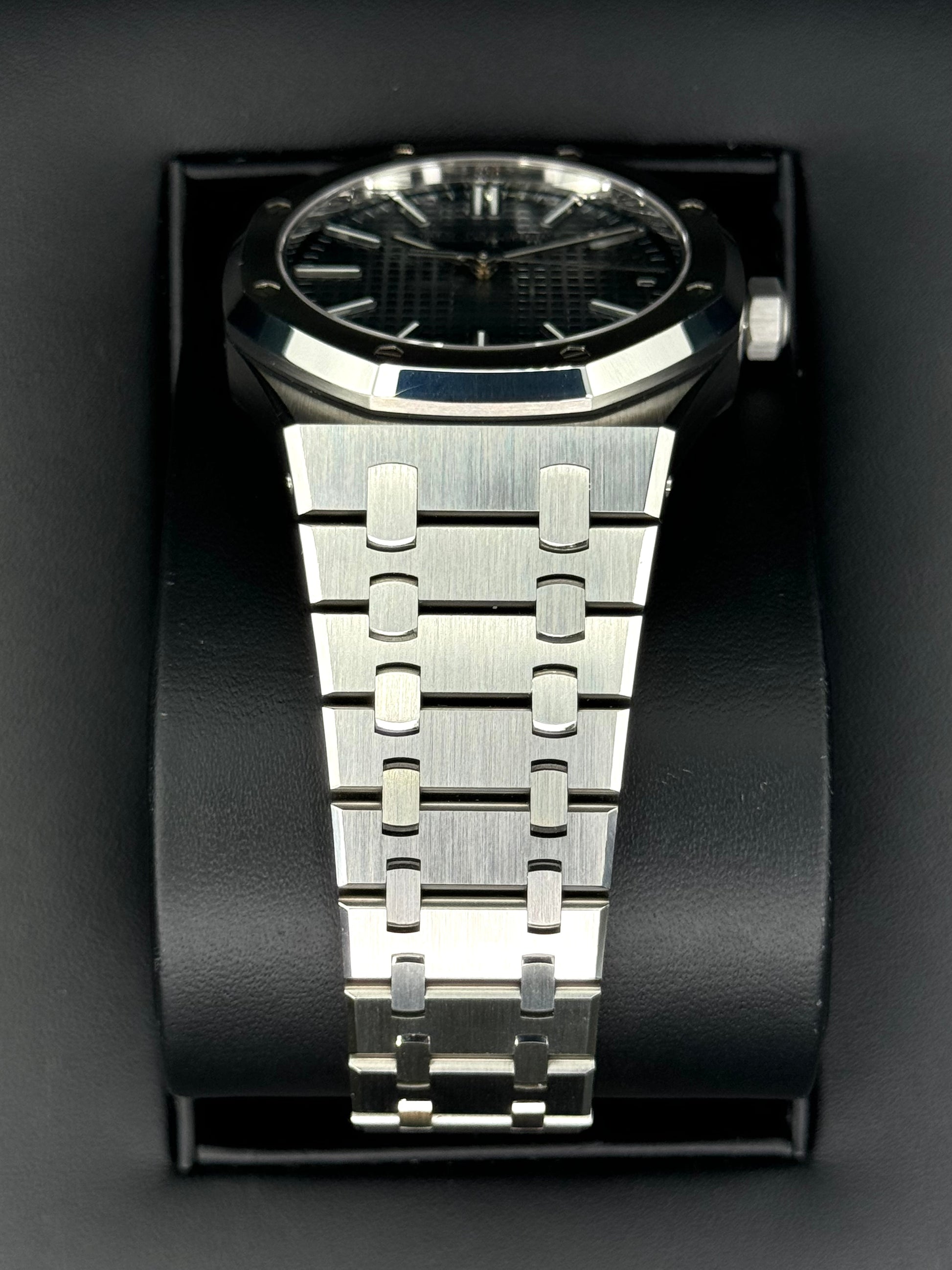 2023 Audemars Piguet Royal Oak 41mm 15510ST Green Dial - MyWatchLLC