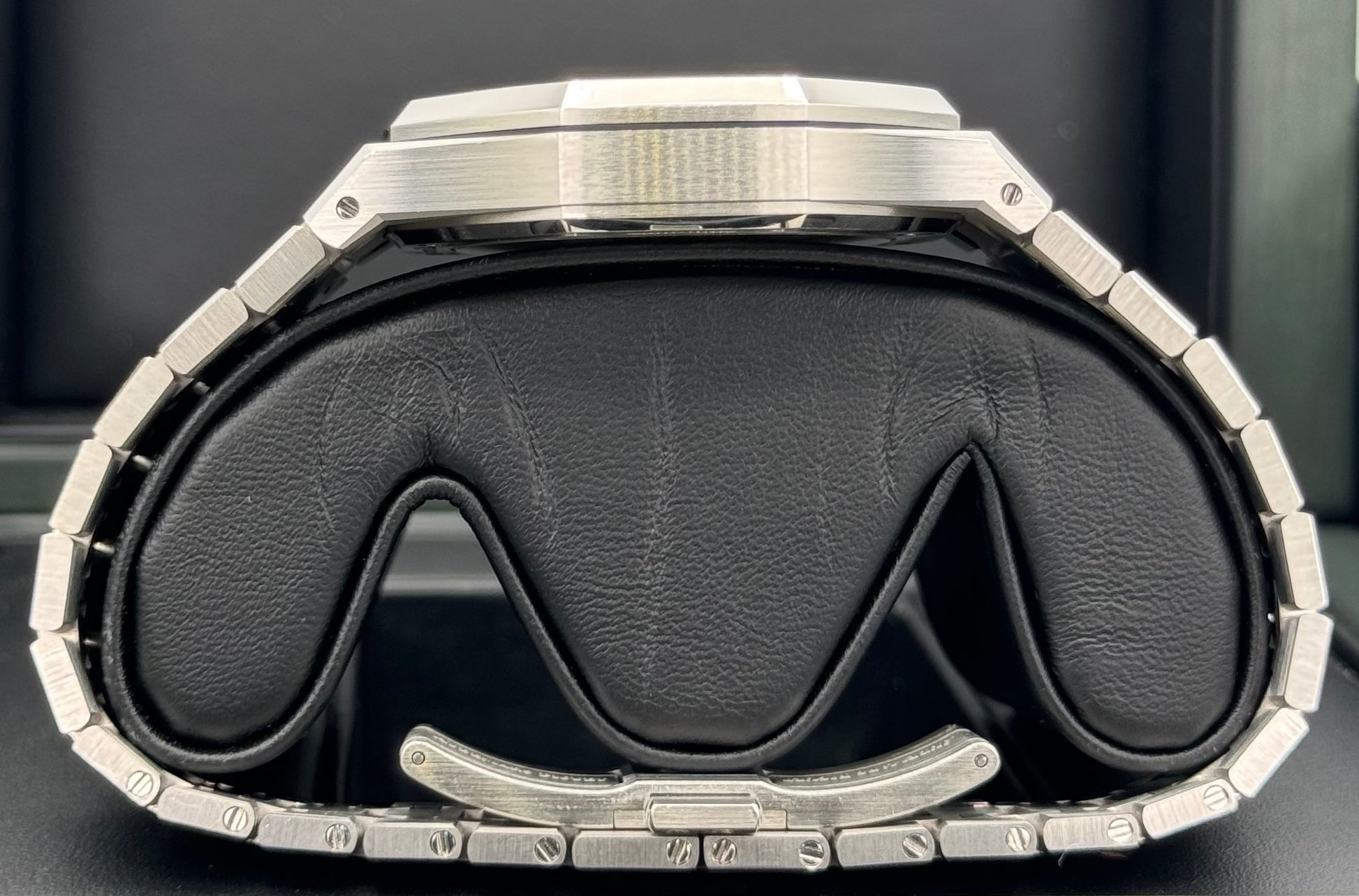 2023 Audemars Piguet Royal Oak 41mm 15510ST Green Dial - MyWatchLLC