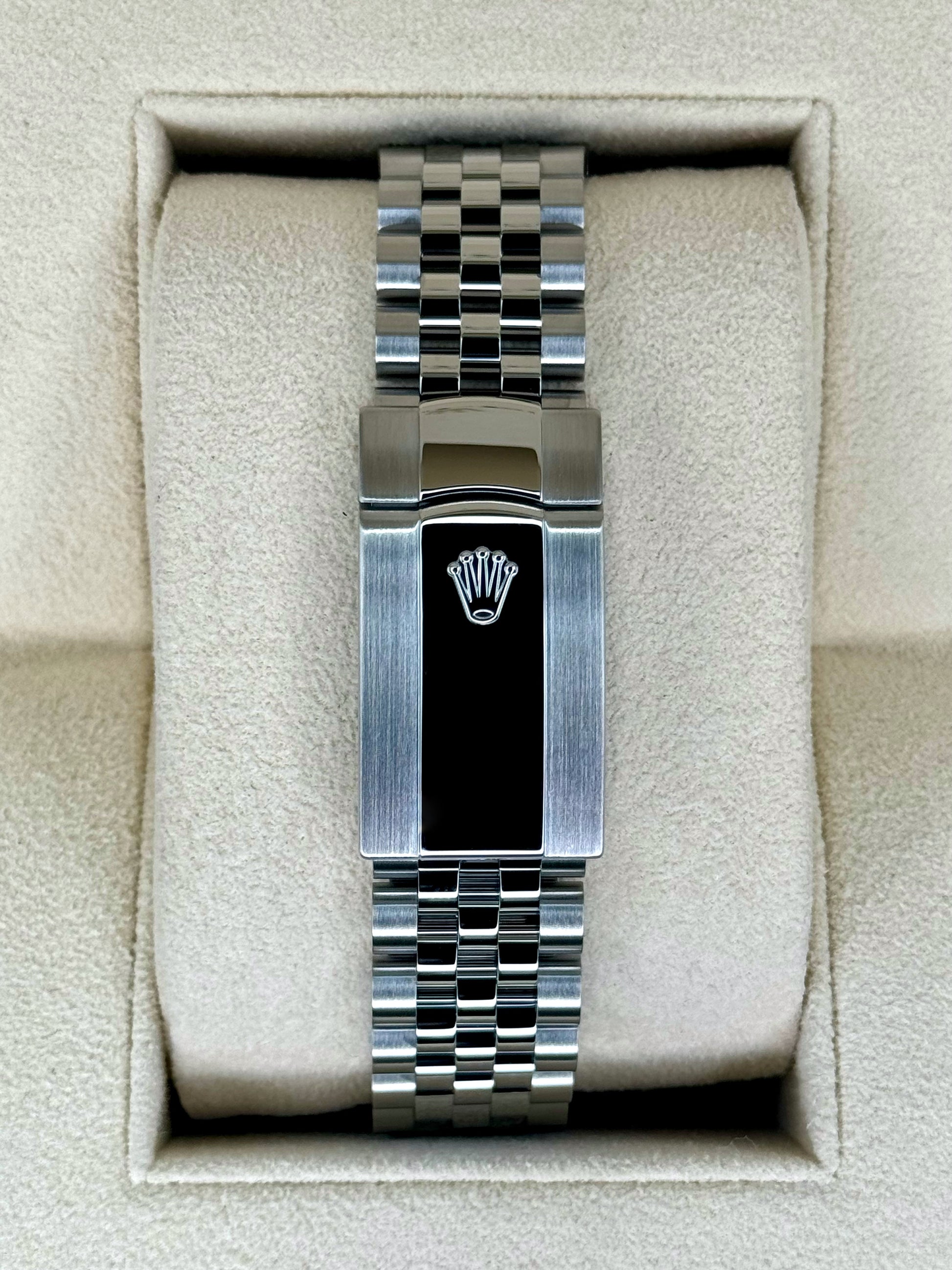 2024 Rolex Datejust 36mm 126234 Stainless Steel Jubilee Green Dial - MyWatchLLC