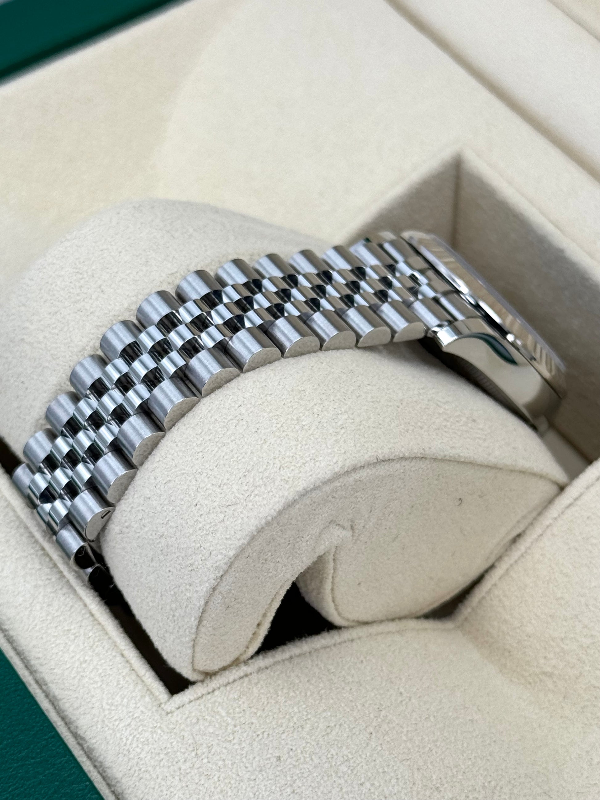 NEW 2023 Rolex Lady DJ 31mm 278274 Stainless Steel Jubilee Floral Dial - MyWatchLLC