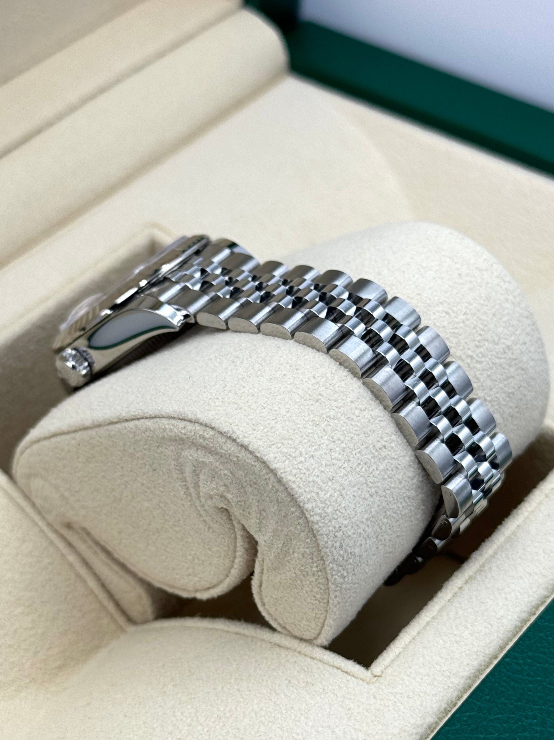 NEW 2024 Lady Datejust 28mm 279174 Stainless Steel Jubilee Pink Dial - MyWatchLLC