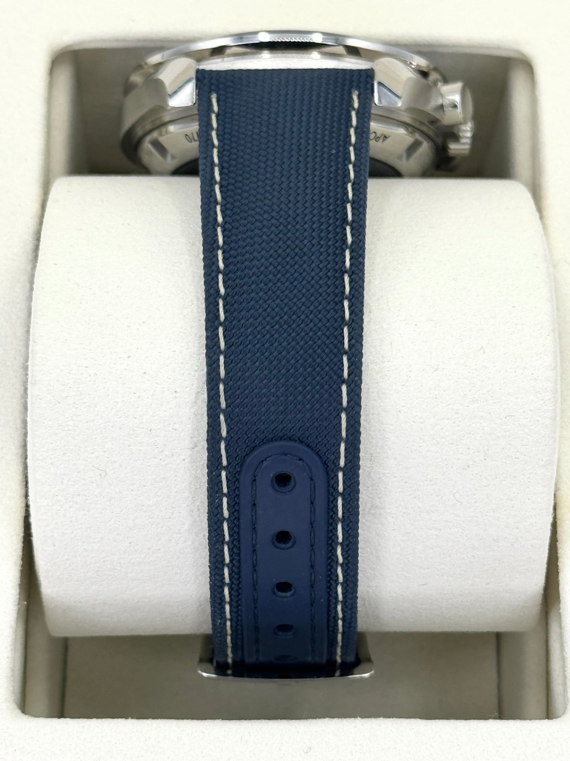 NEW 2024 Speedmaster 42mm 310.32.42.50.02.001 Silver Snoopy Award Dial - MyWatchLLC