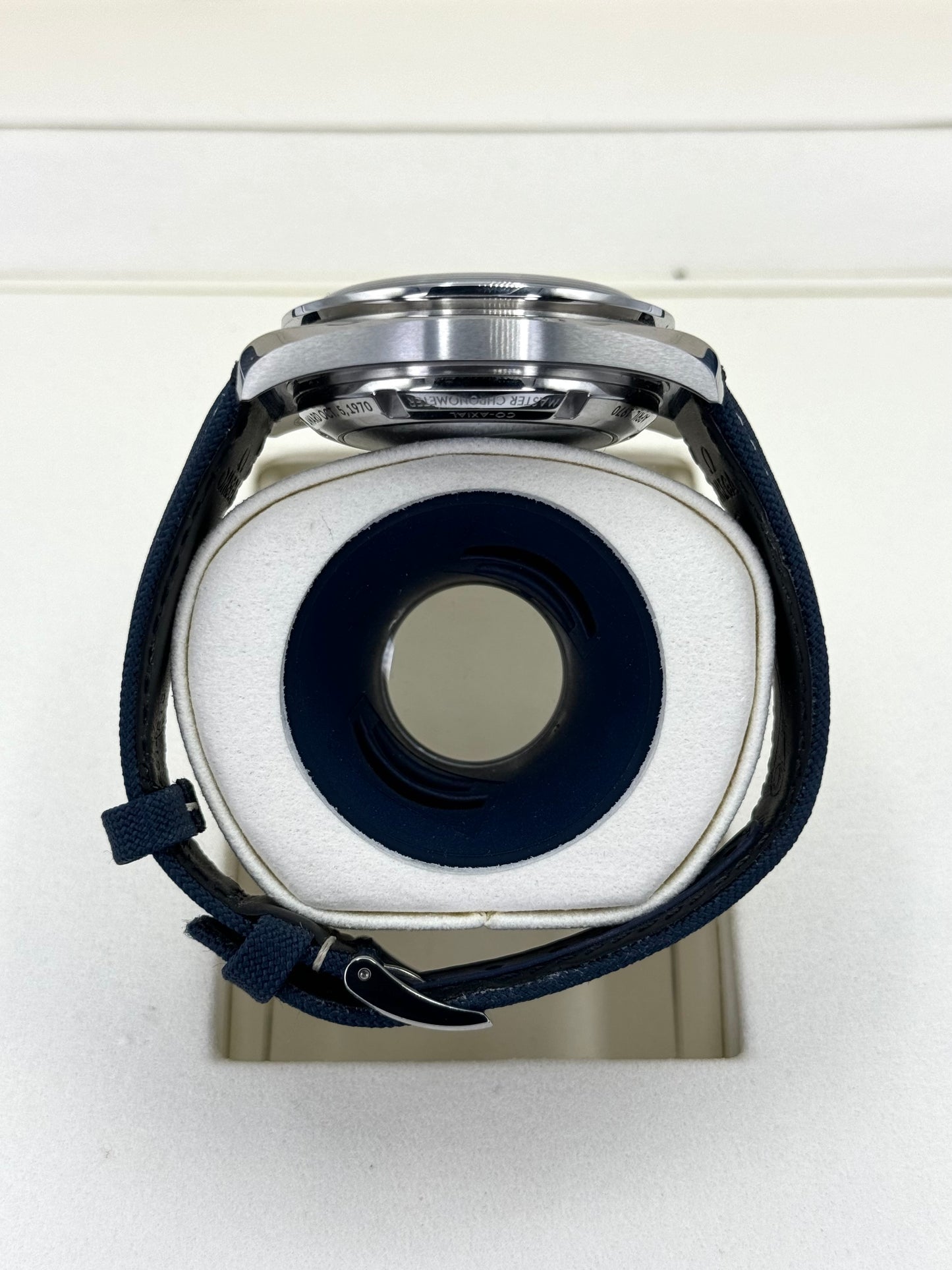 NEW 2023 Speedmaster 42mm 310.32.42.50.02.001 Silver Snoopy Award Dial - MyWatchLLC